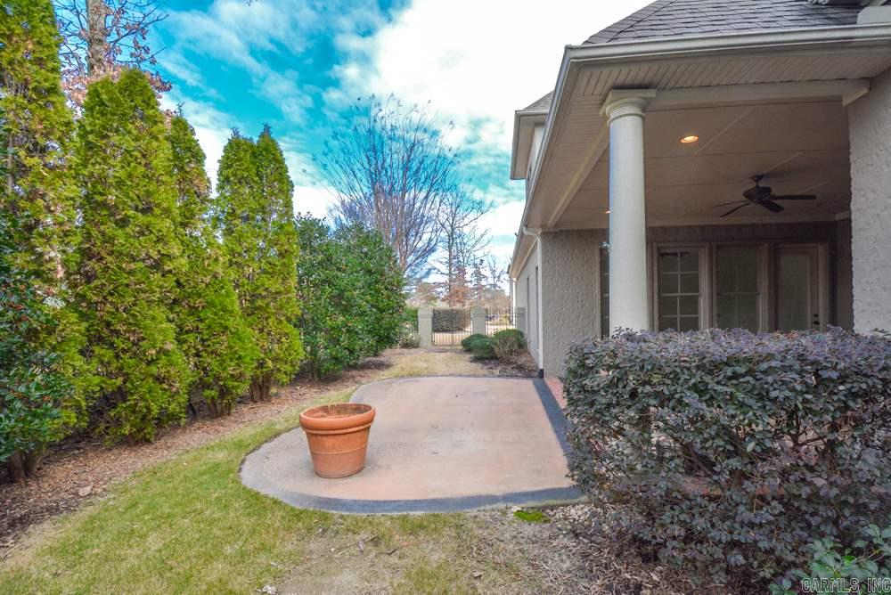 CHENAL VALLEY HALLEN COURT - Residential