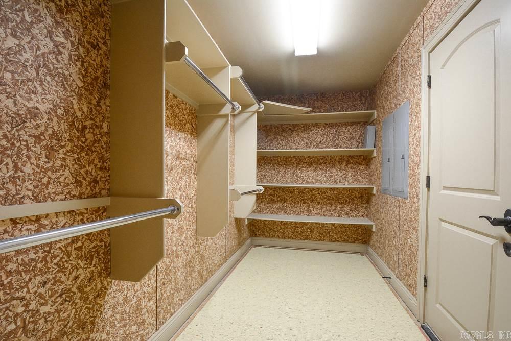 CHENAL VALLEY HALLEN COURT - Residential