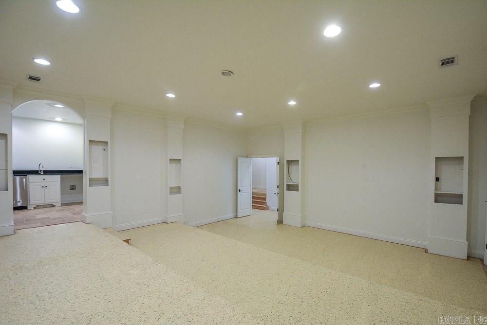 CHENAL VALLEY HALLEN COURT - Residential