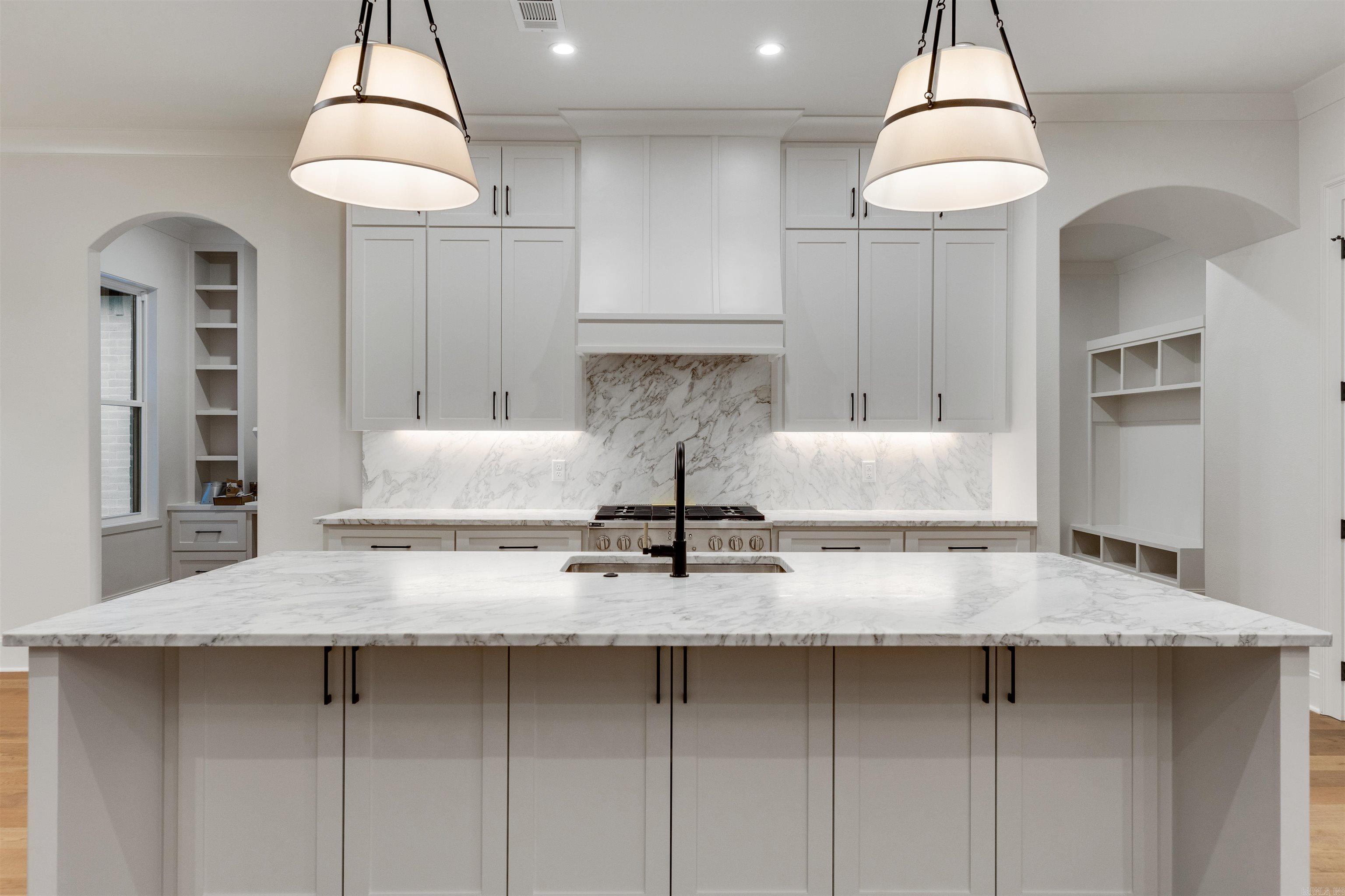 BEAR DEN ESTATES - Residential