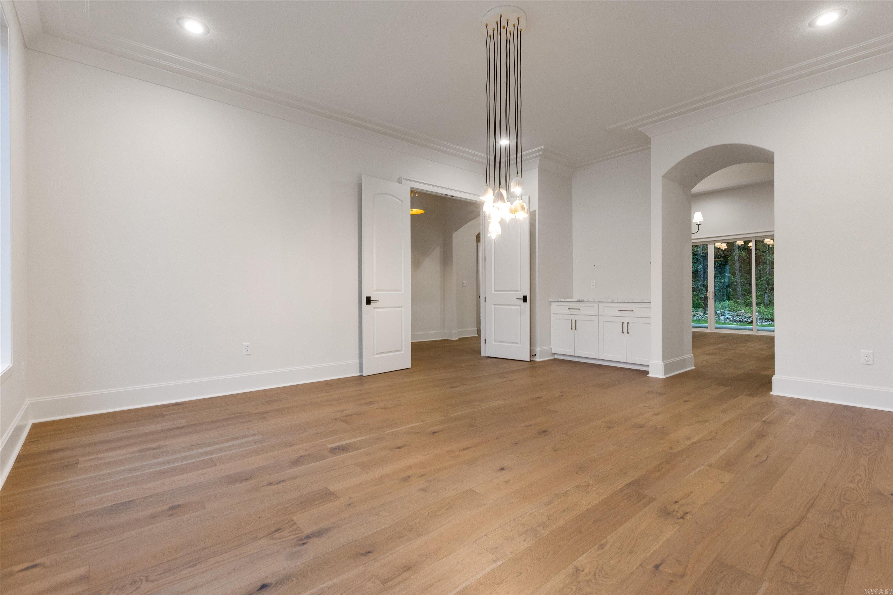 BEAR DEN ESTATES - Residential