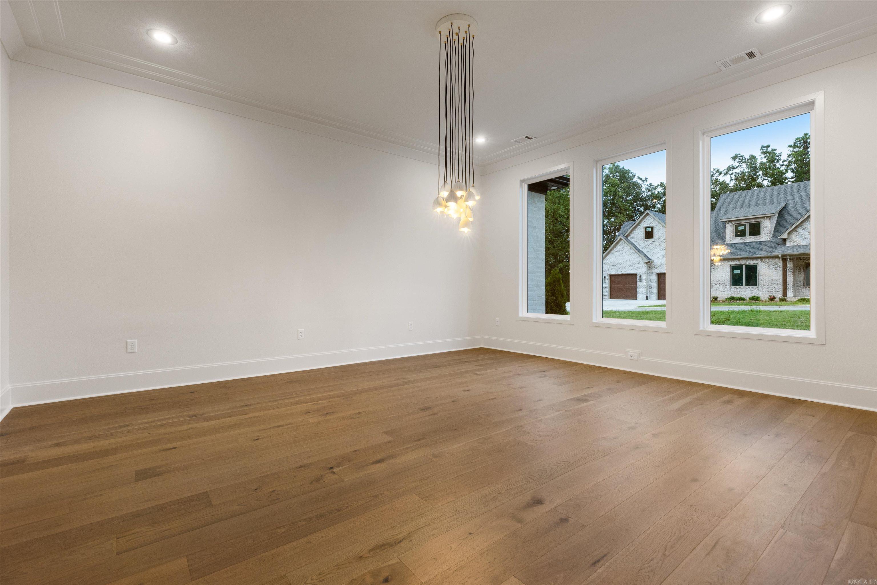 BEAR DEN ESTATES - Residential