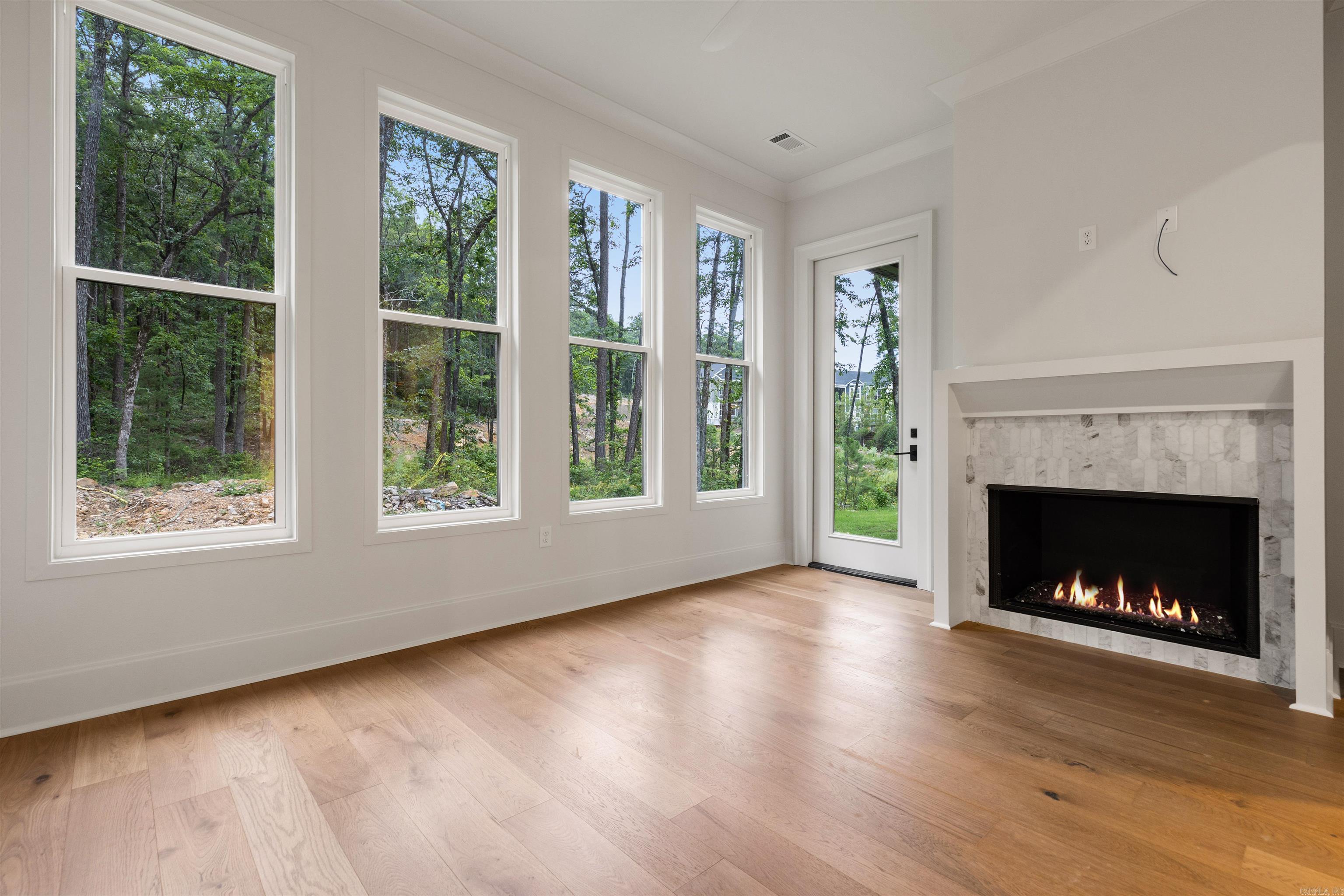 BEAR DEN ESTATES - Residential