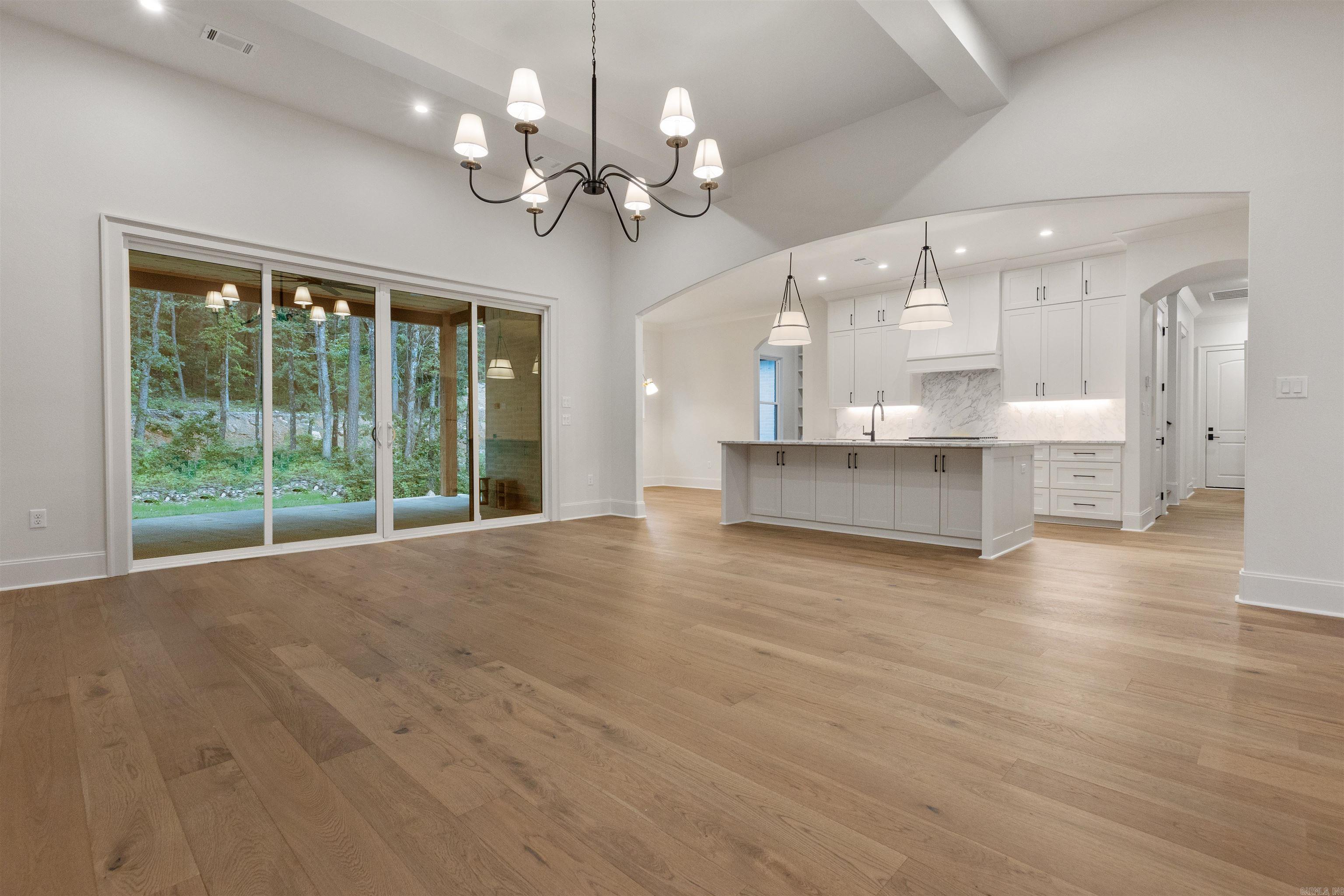 BEAR DEN ESTATES - Residential