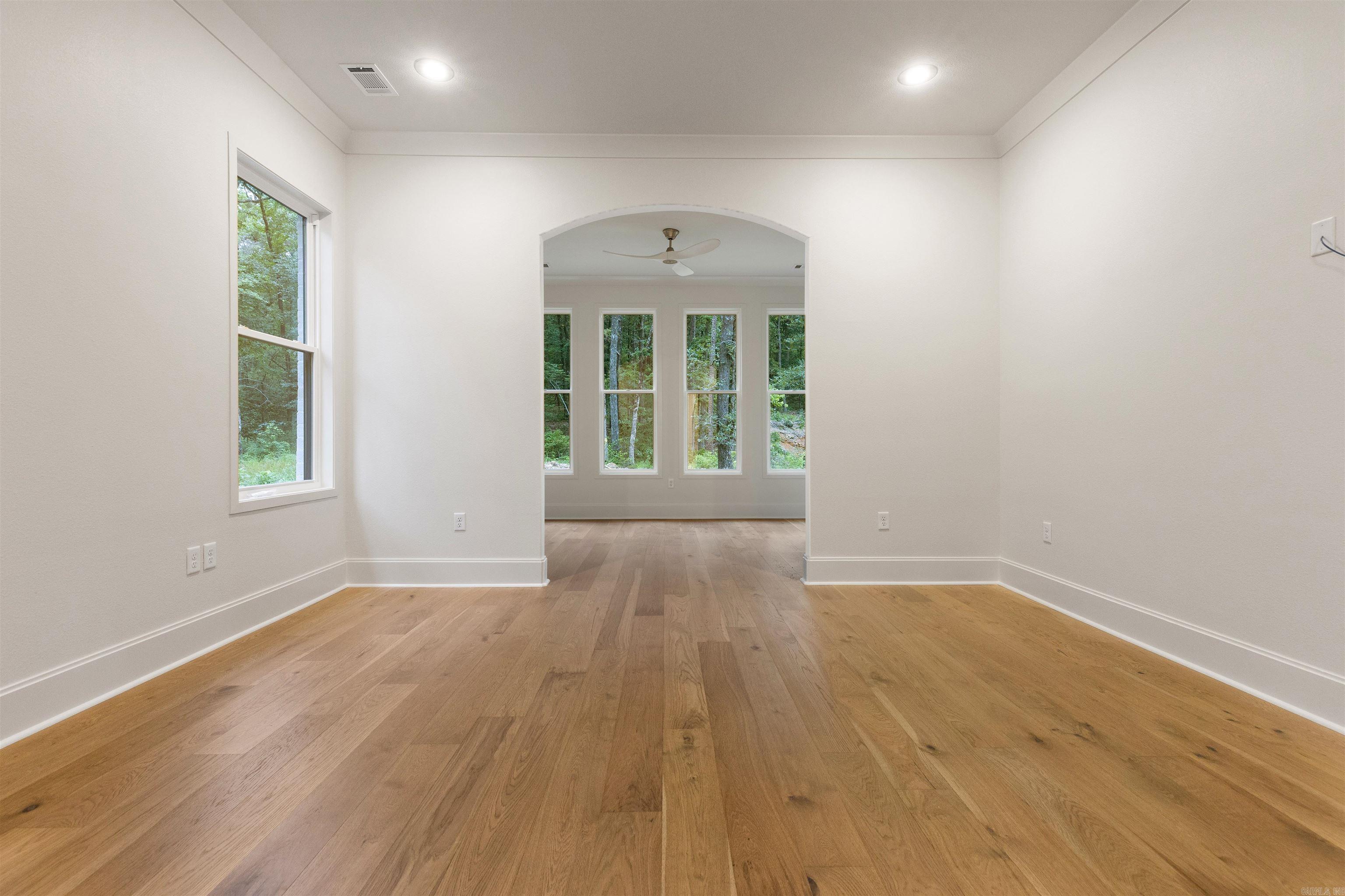 BEAR DEN ESTATES - Residential