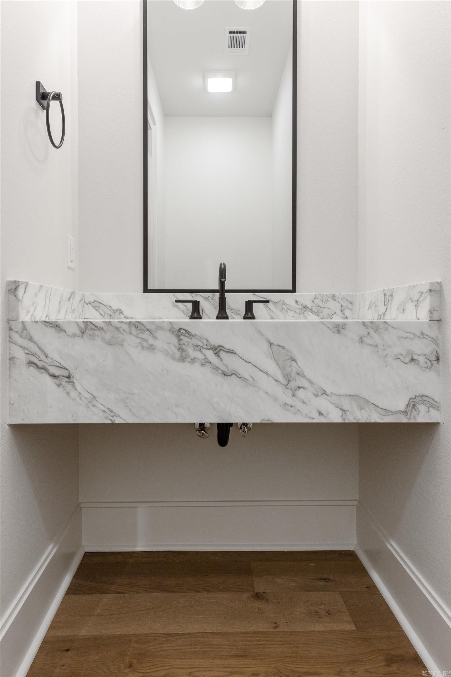 BEAR DEN ESTATES - Residential