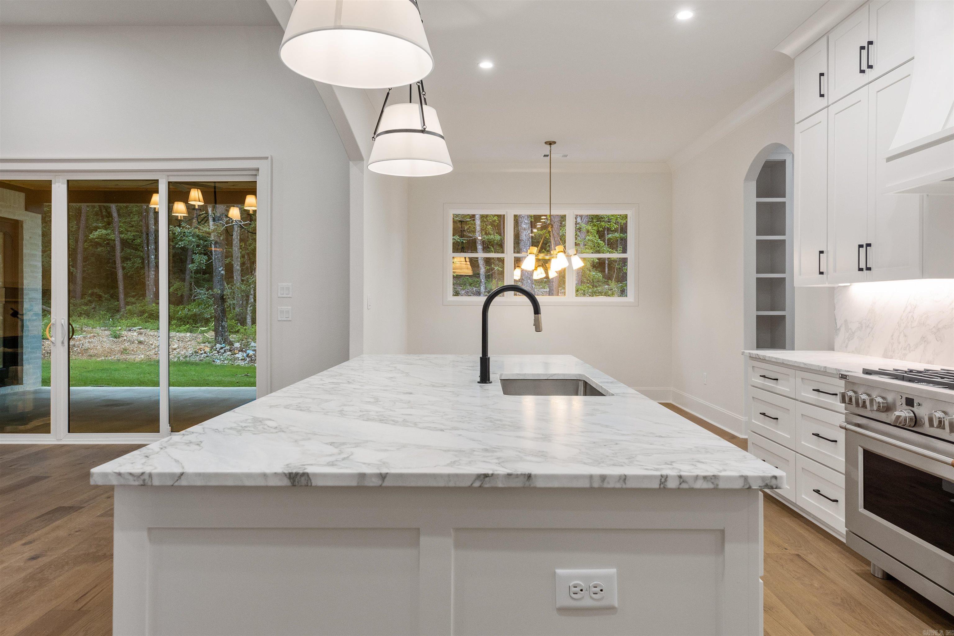 BEAR DEN ESTATES - Residential