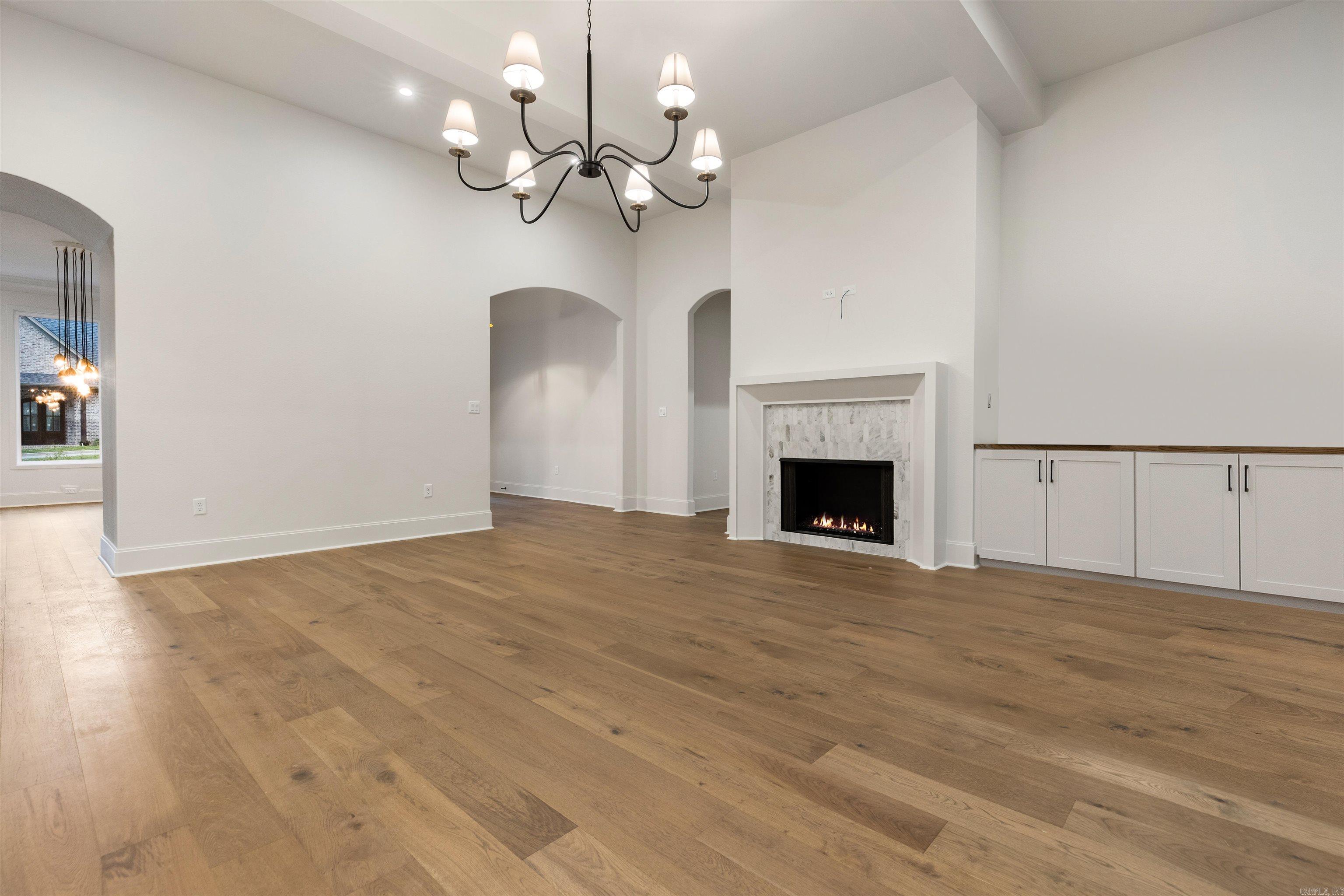 BEAR DEN ESTATES - Residential