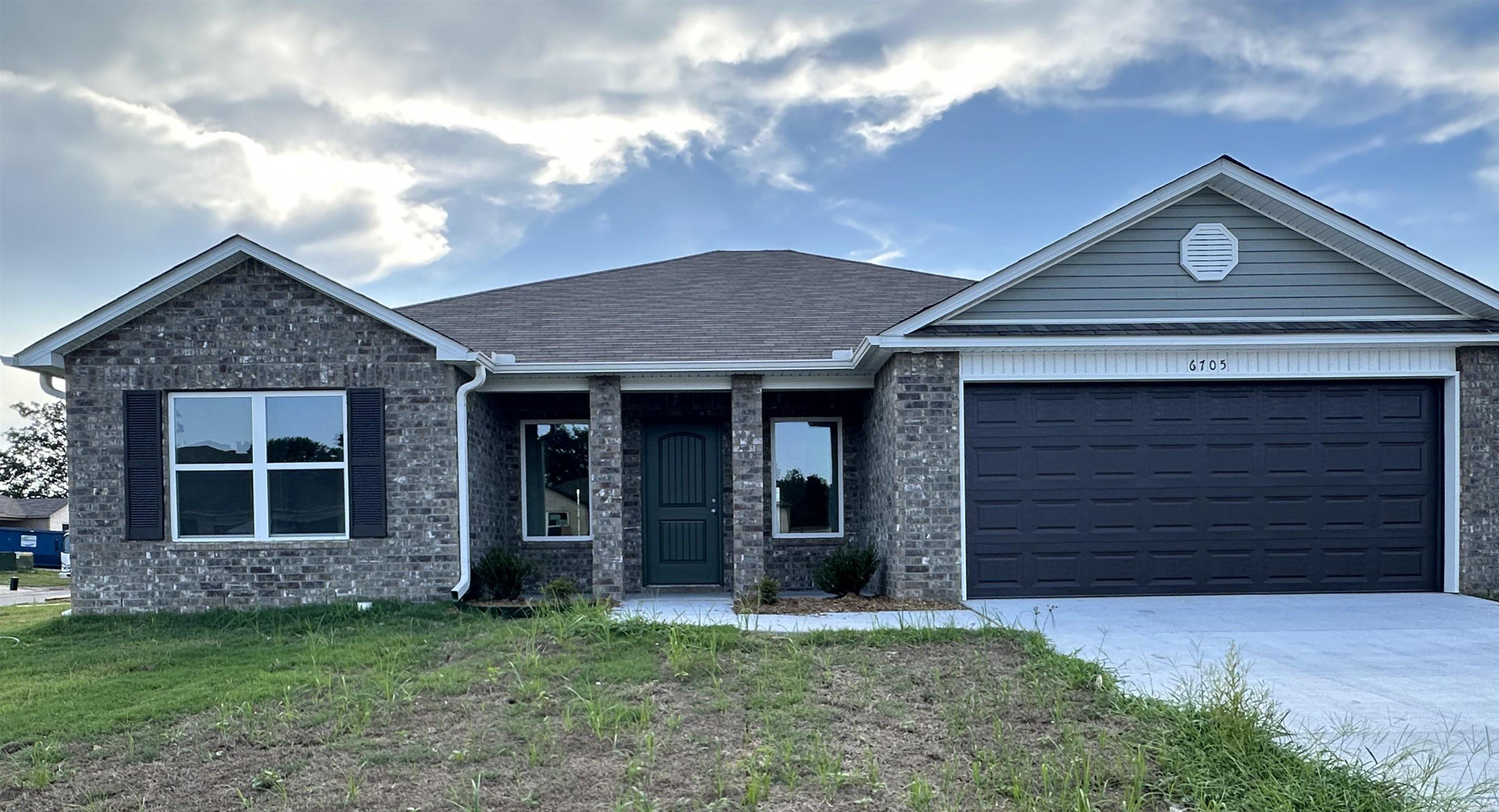 TRAMMEL ESTATES - Residential