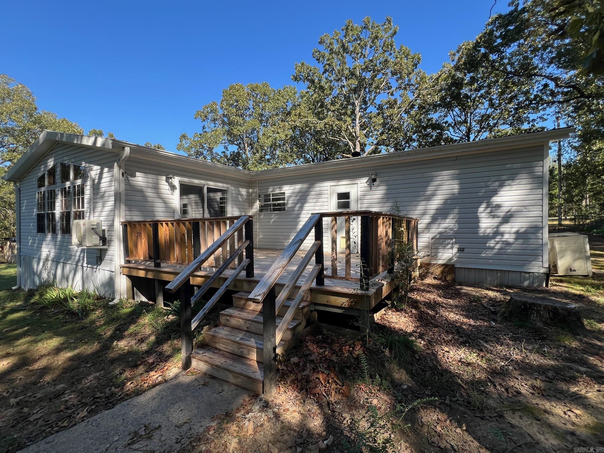 HILLTOP MANOR - Residential