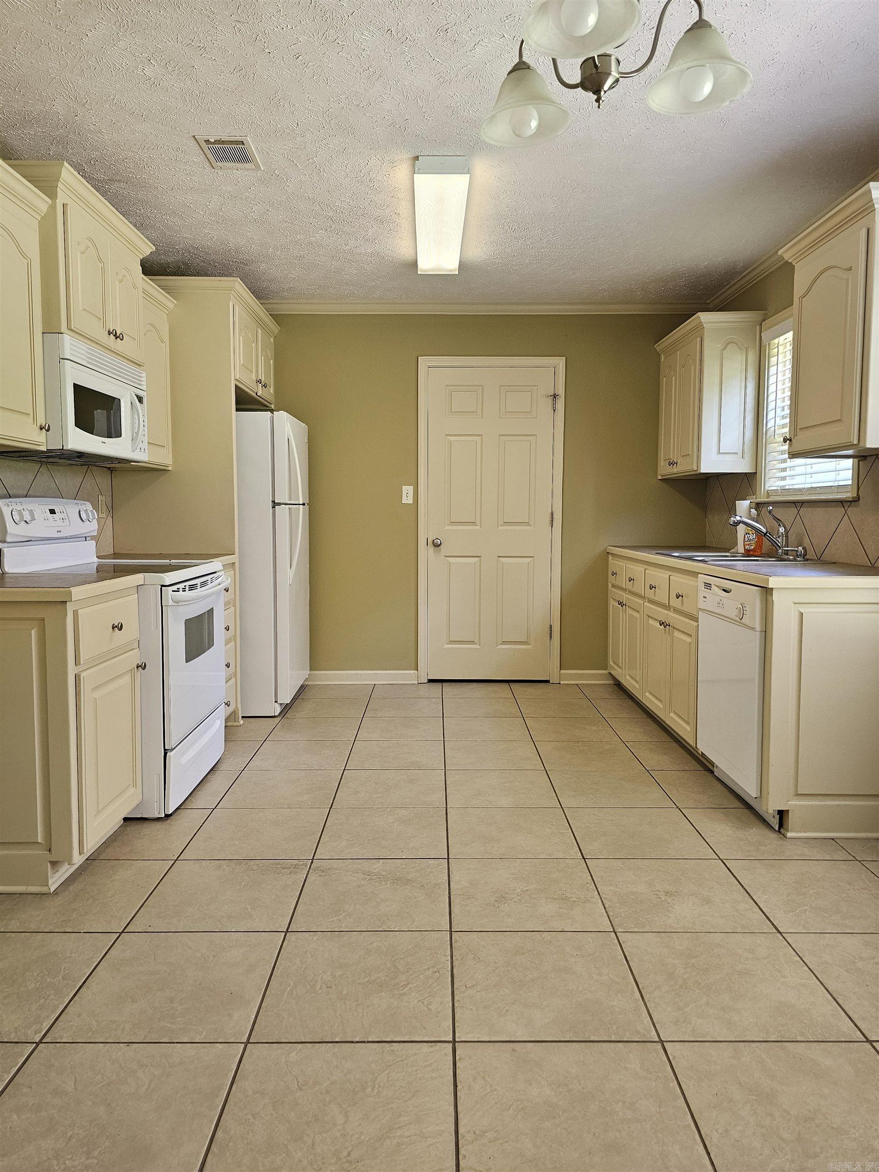 BOBWHITE - Residential