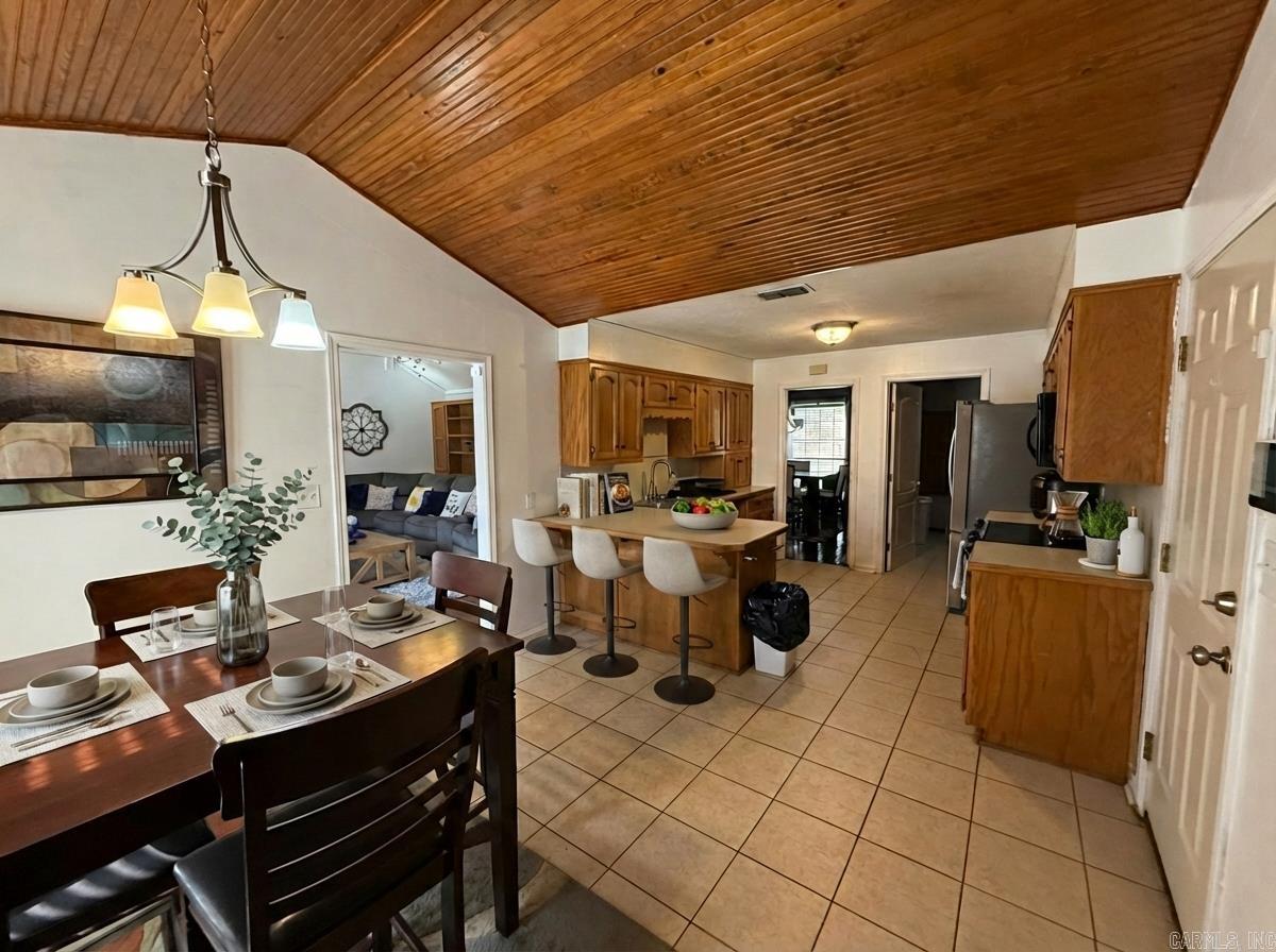 PINE HILLS PARK ADDN - Residential