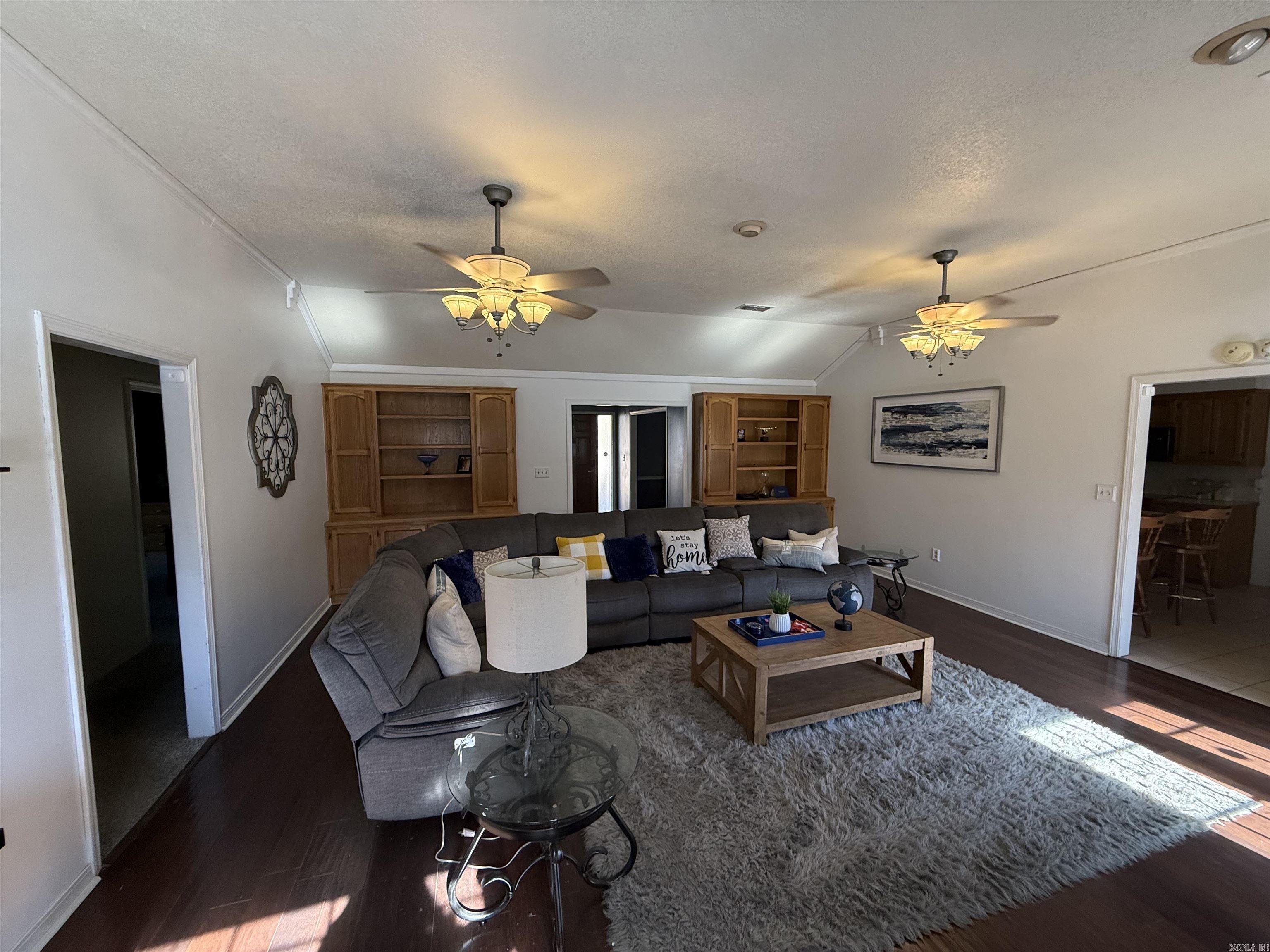 PINE HILLS PARK ADDN - Residential