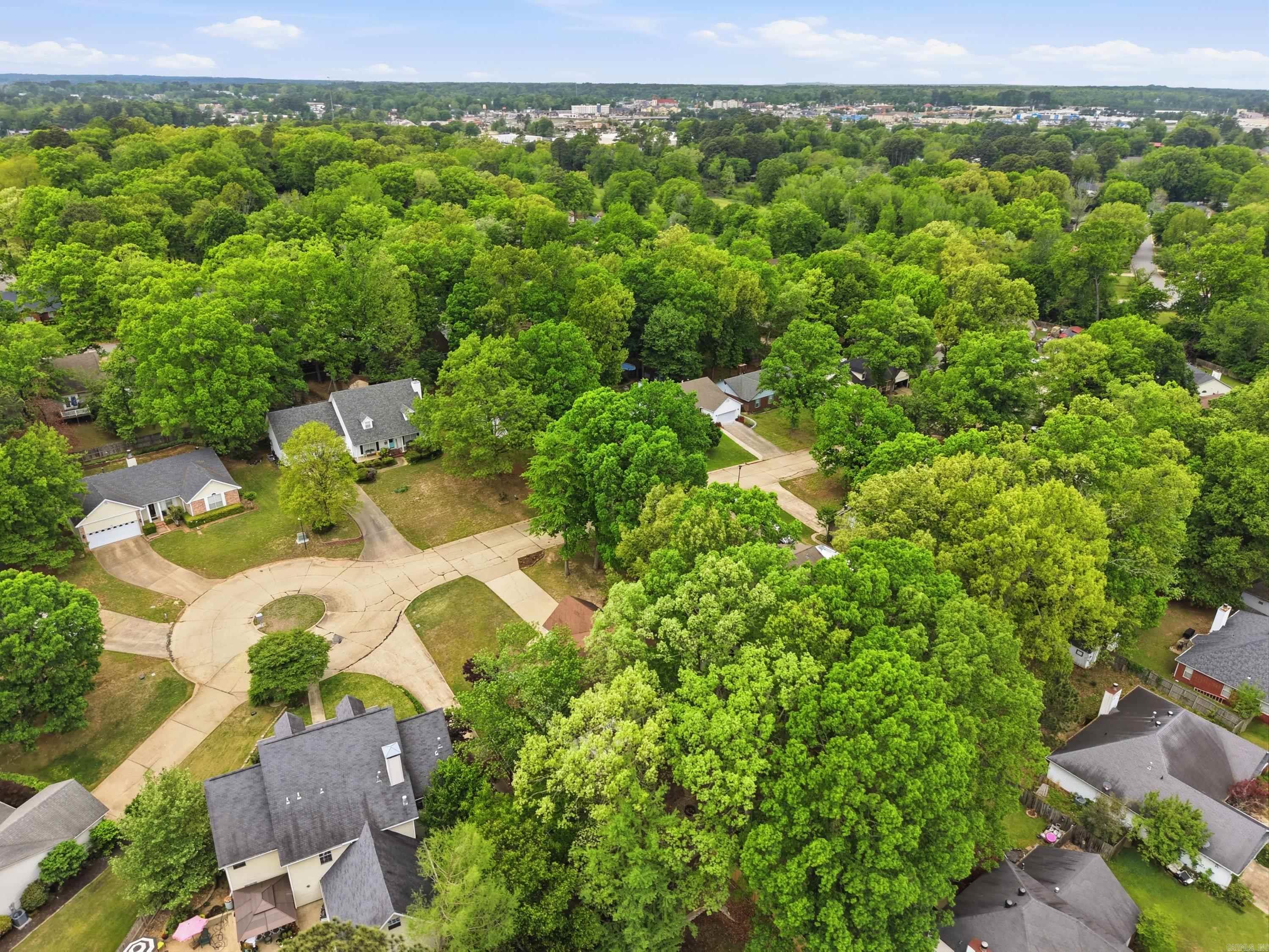 BRYANT OAKS - Residential