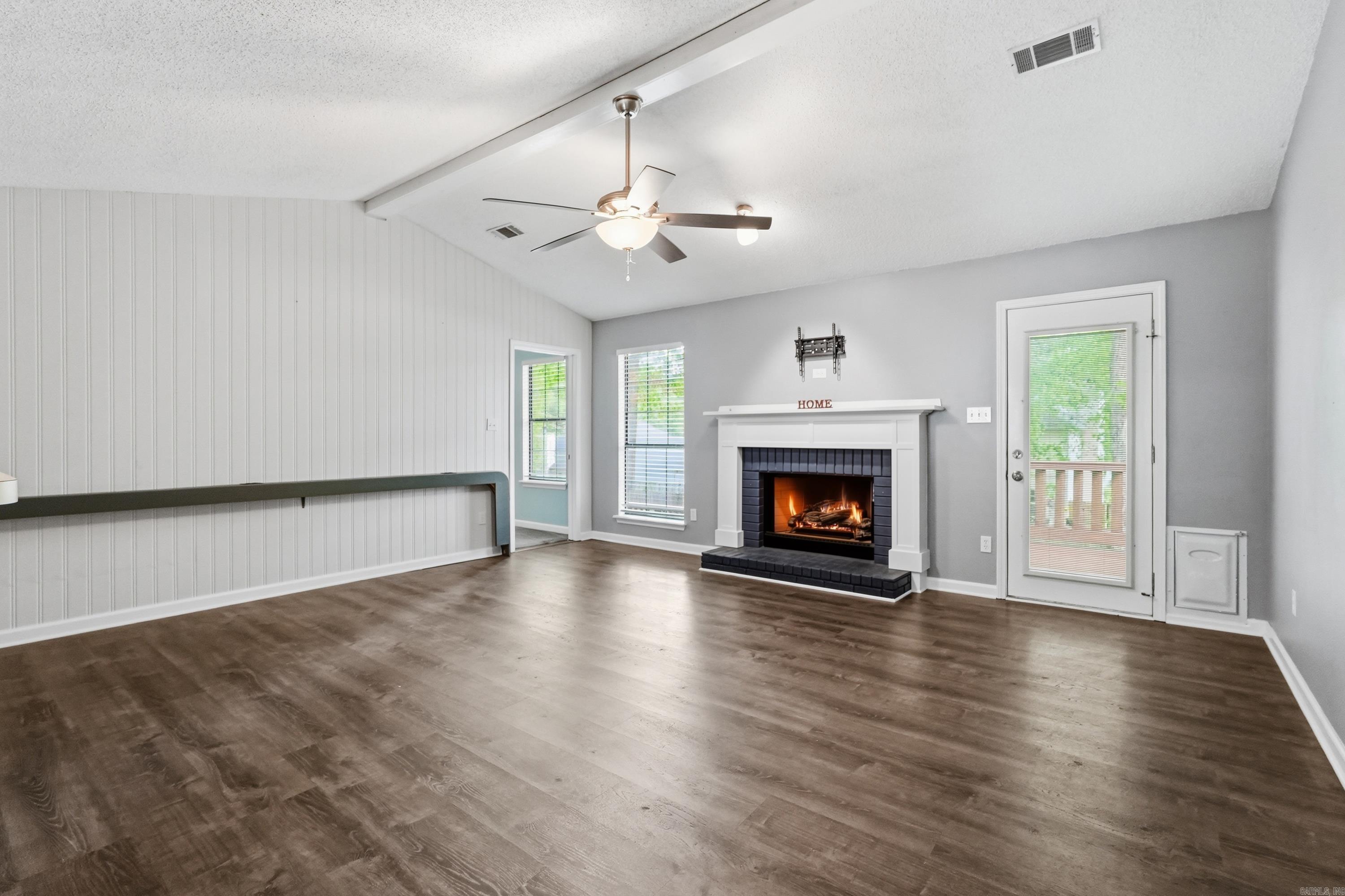 BRYANT OAKS - Residential