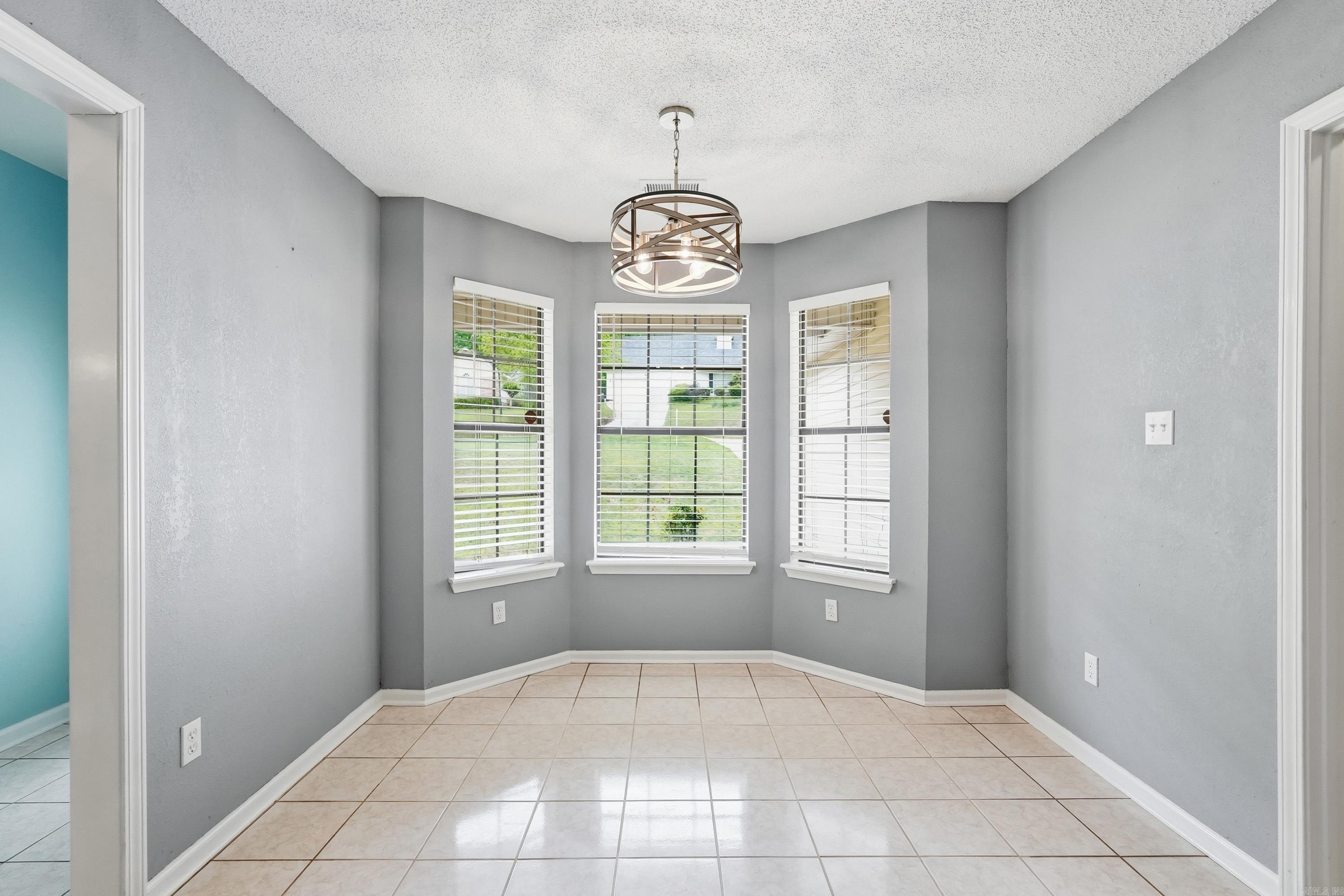 BRYANT OAKS - Residential