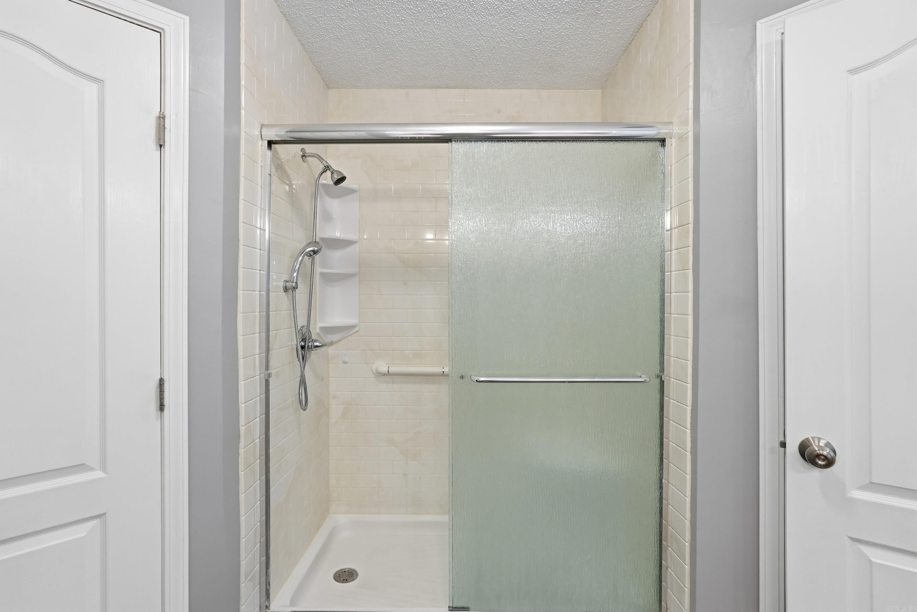 BRYANT OAKS - Residential