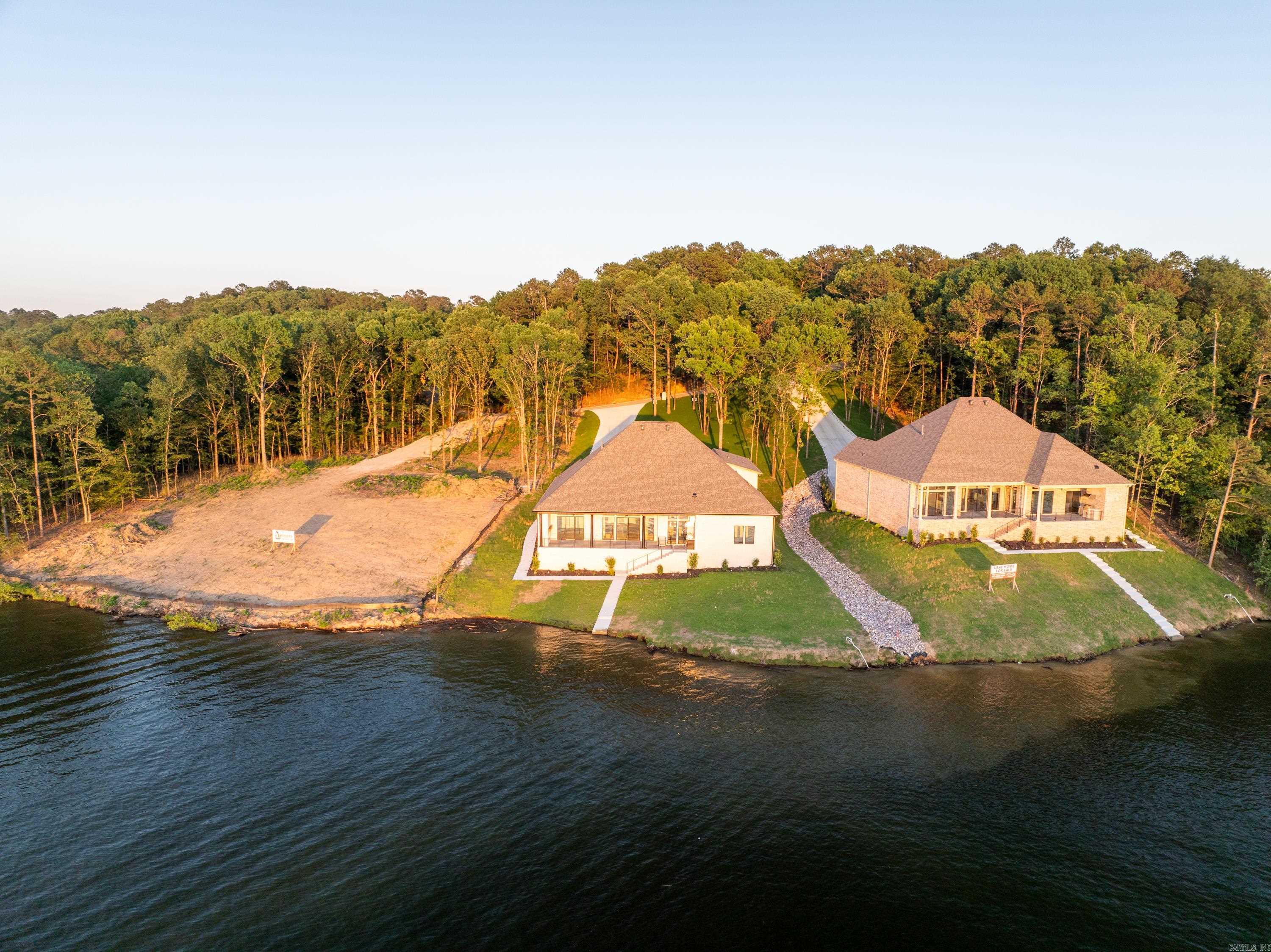 BLUE HERON SHORES II at DRIFTWOO - Residential