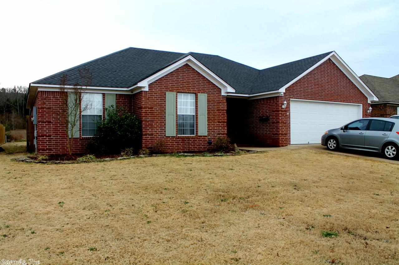 This wonderful South Conway home is waiting on her next owner. The four bedroom split plan provides convenience and comfort for all. The tasteful dƩcor will impress family and friends. The wonderful gas fireplace highlights living room. Don't miss your chance to entertain in the wonderful back yard.