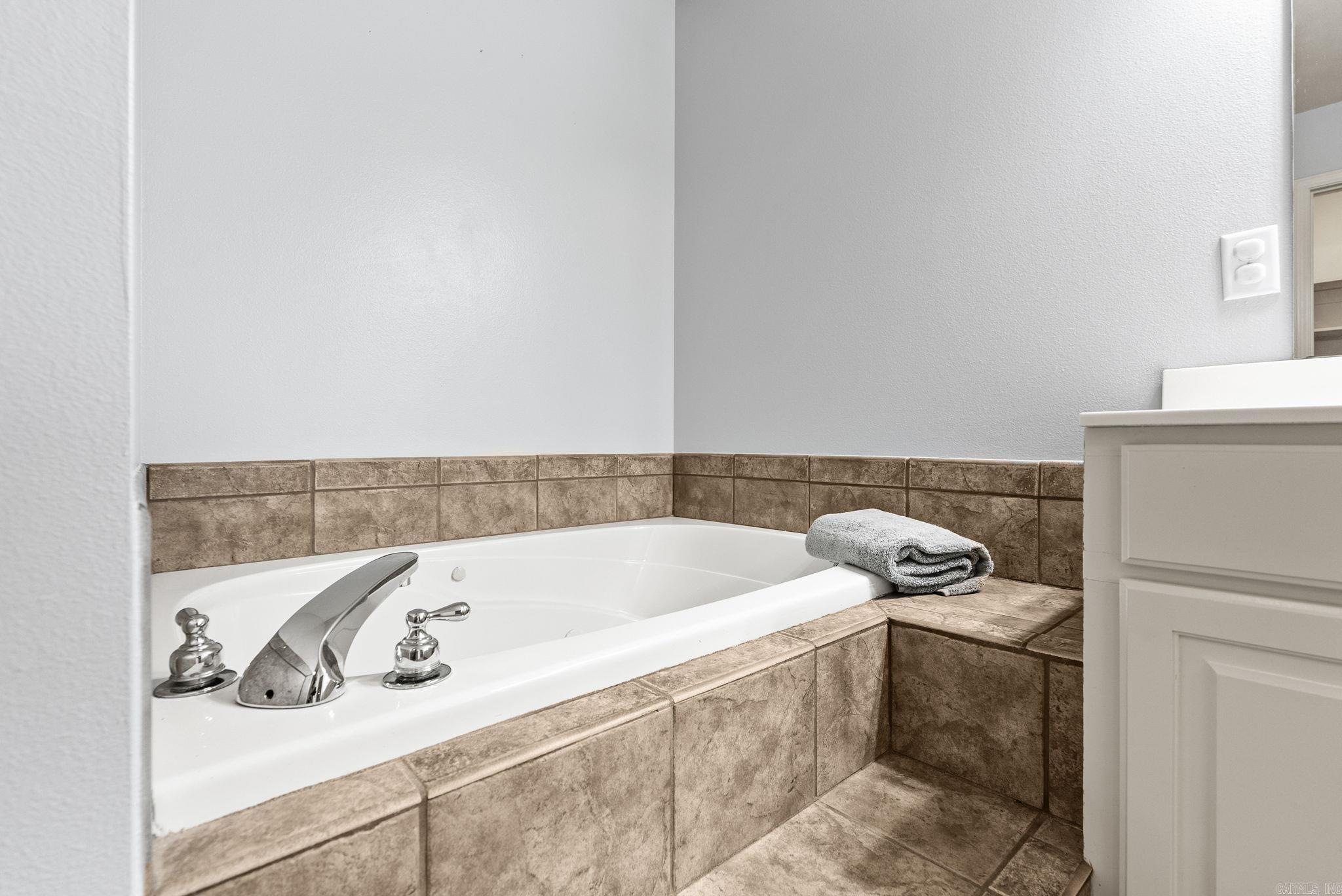 WADESFIELD - Residential