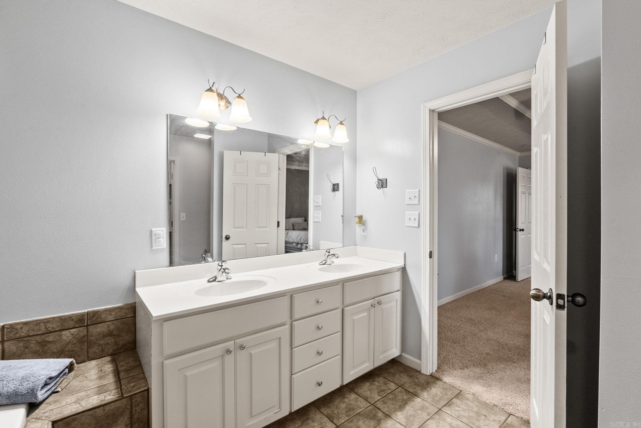 WADESFIELD - Residential