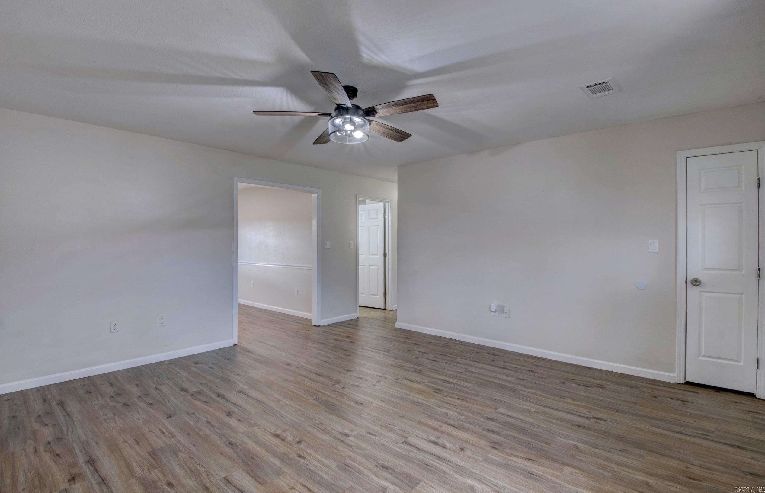 WINDWOOD SOUTH - Residential