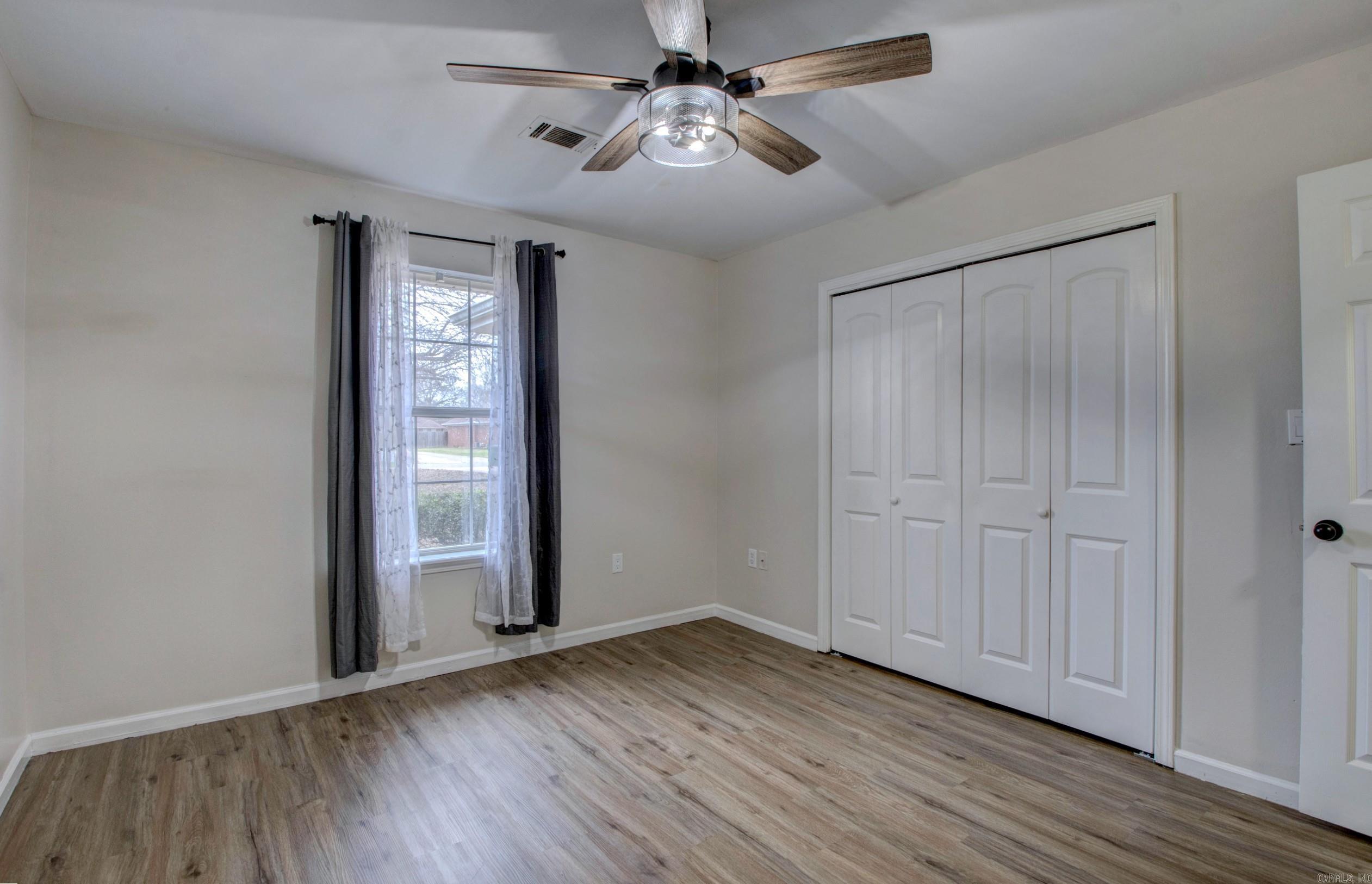 WINDWOOD SOUTH - Residential