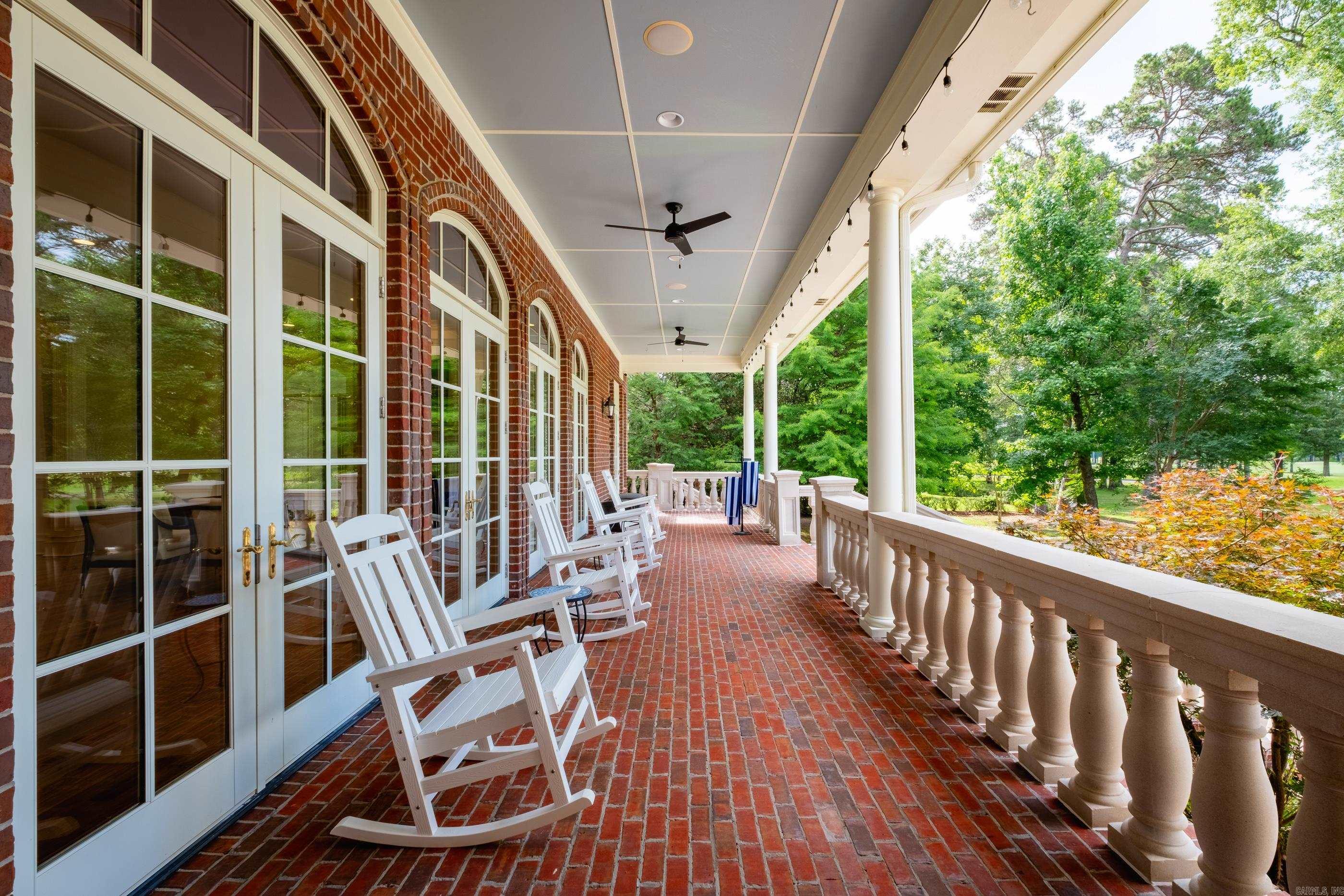 CHENAL VALLEY CHENAL CIRCLE - Residential