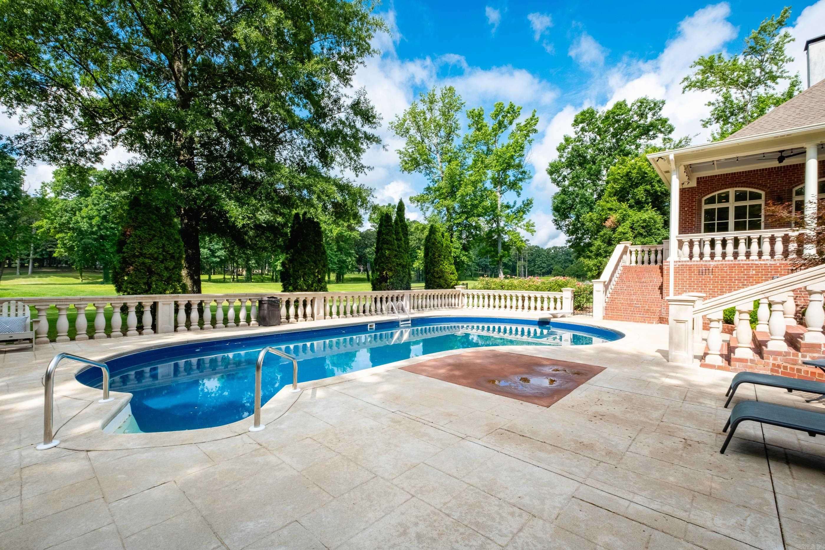 CHENAL VALLEY CHENAL CIRCLE - Residential