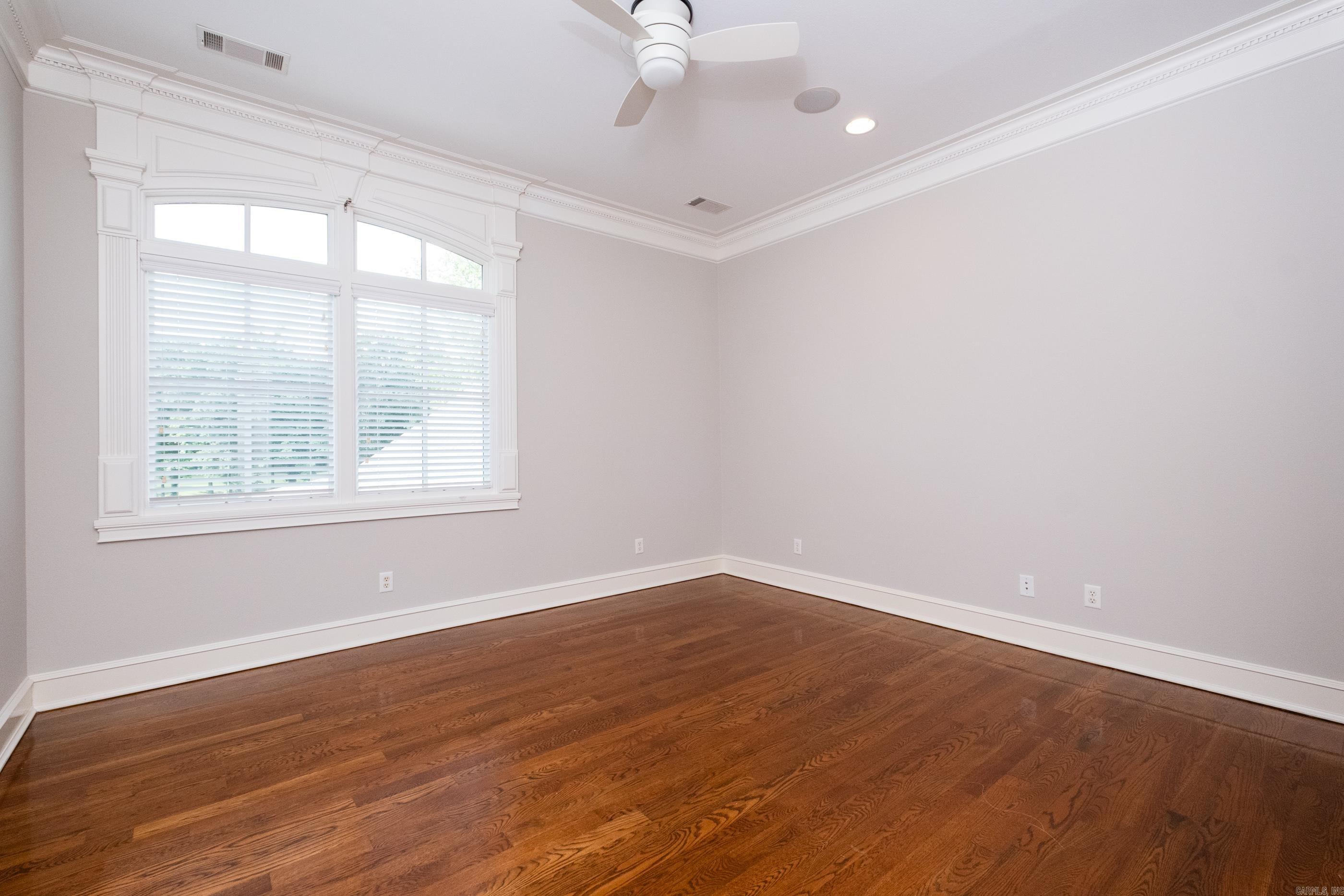 CHENAL VALLEY CHENAL CIRCLE - Residential