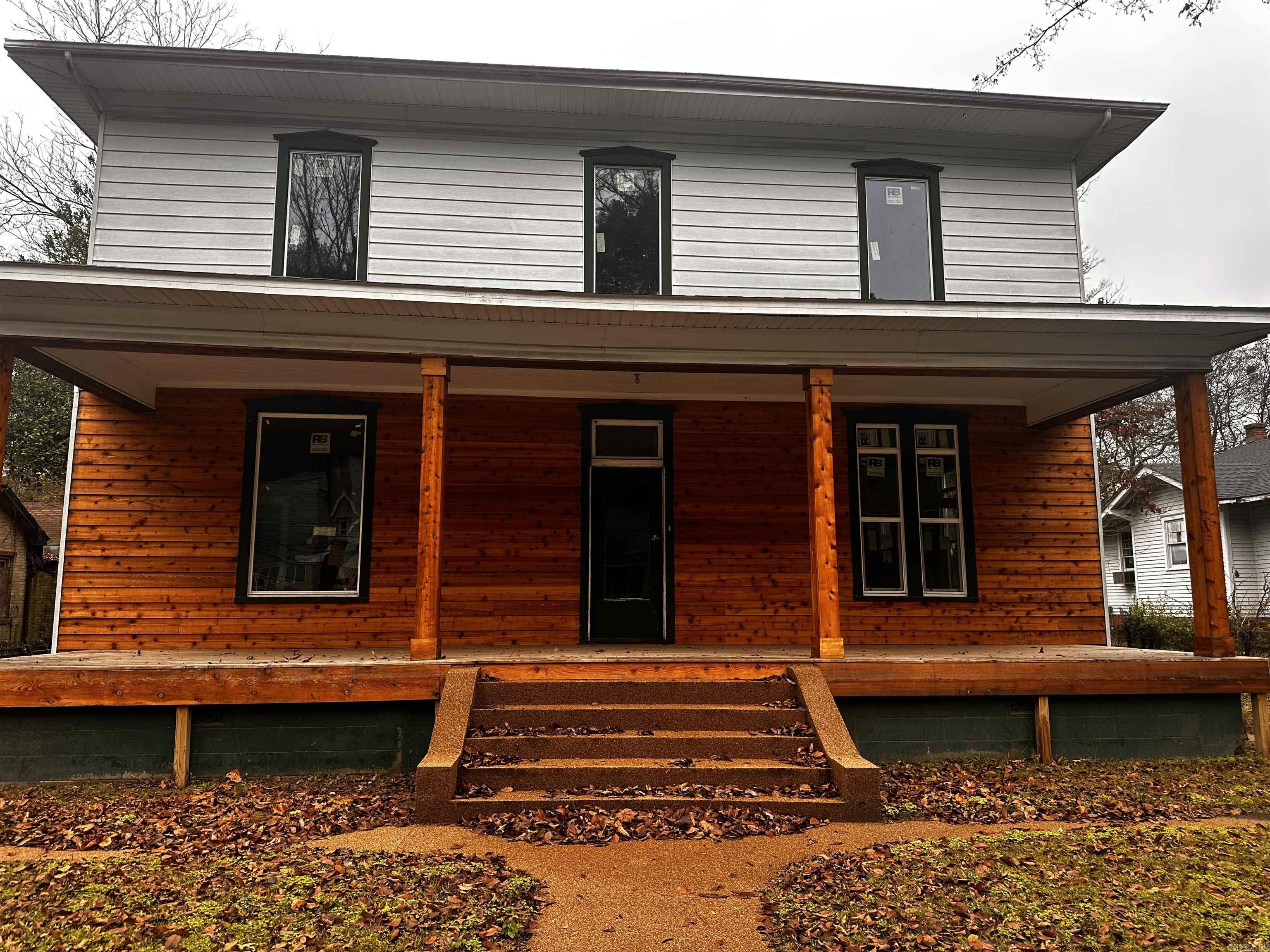 Located in a prime area of Hot Springs, this building offers a unique opportunity for investors and developers. This spacious 4,765 sq. ft. property is being sold "as-is" and is need of further renovation, allowing you to shape it to your vision. With multiple development possibilities, it makes an ideal candidate for conversion into a multi-unit apartment complex, mixed-use space or other creative commercial ventures. Bring your vision and make this your next successful project. Seller will consider any offer, owner financing and/or trade for other properties.