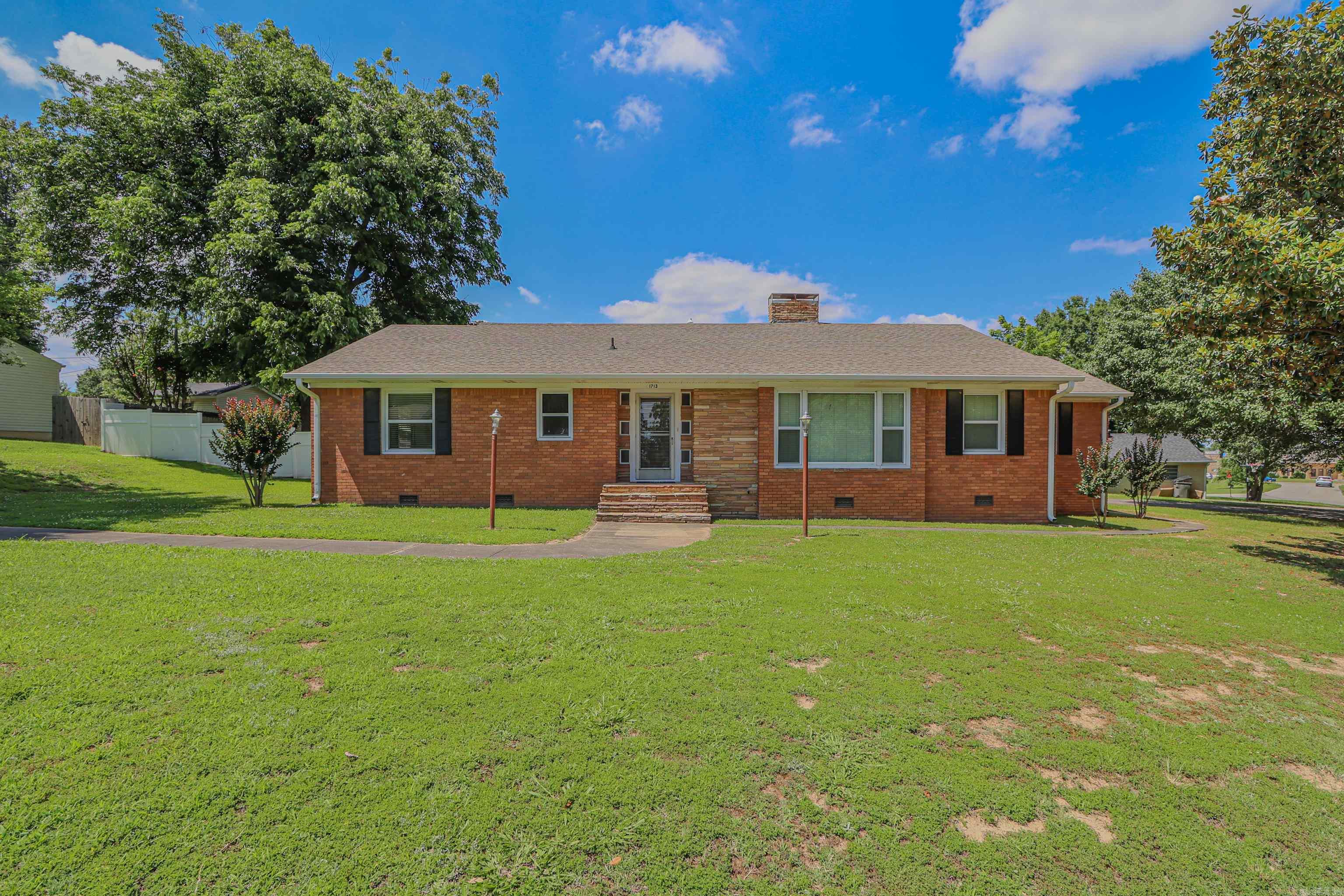 SUNSET HILLS - Residential