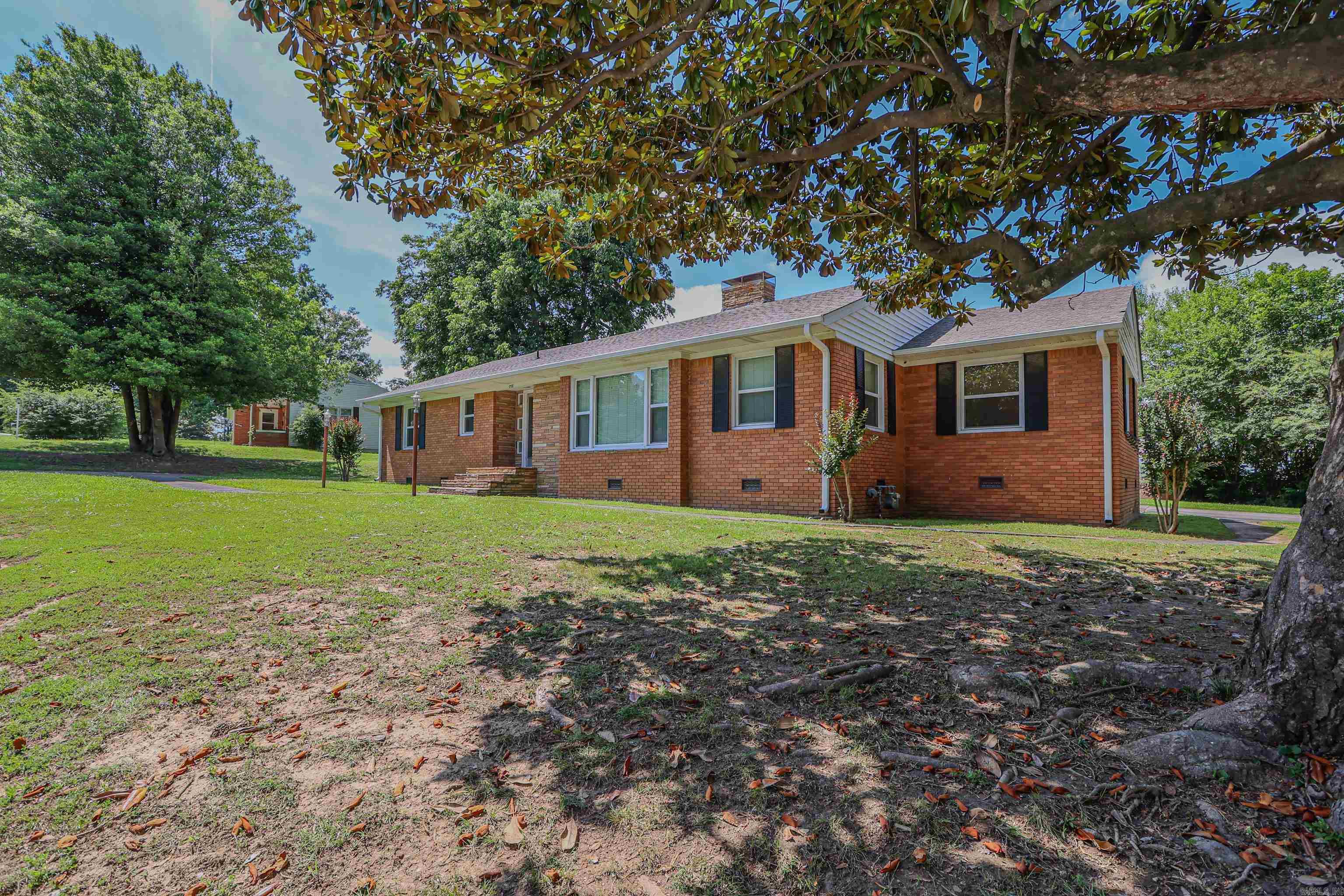 SUNSET HILLS - Residential