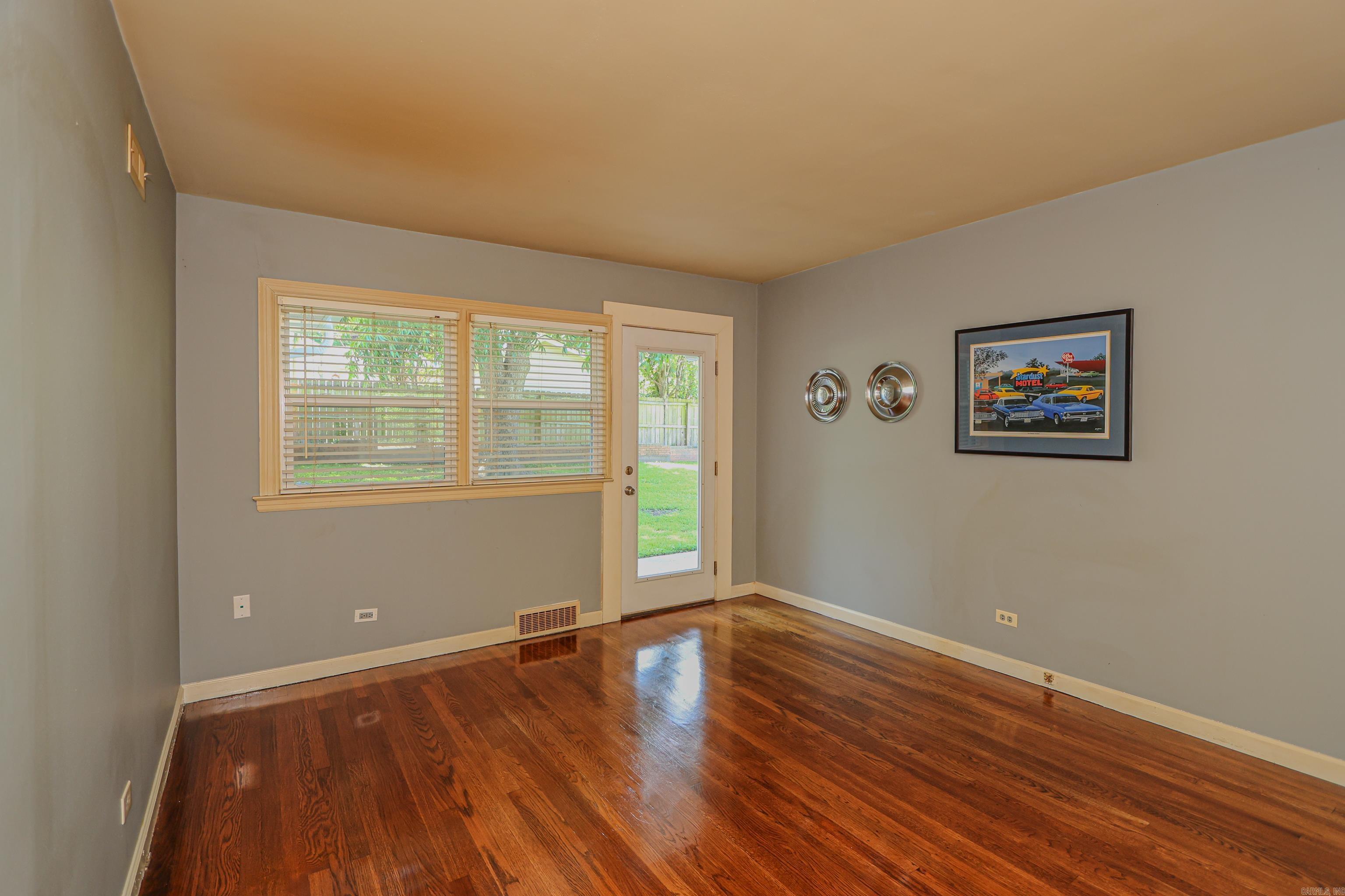 SUNSET HILLS - Residential