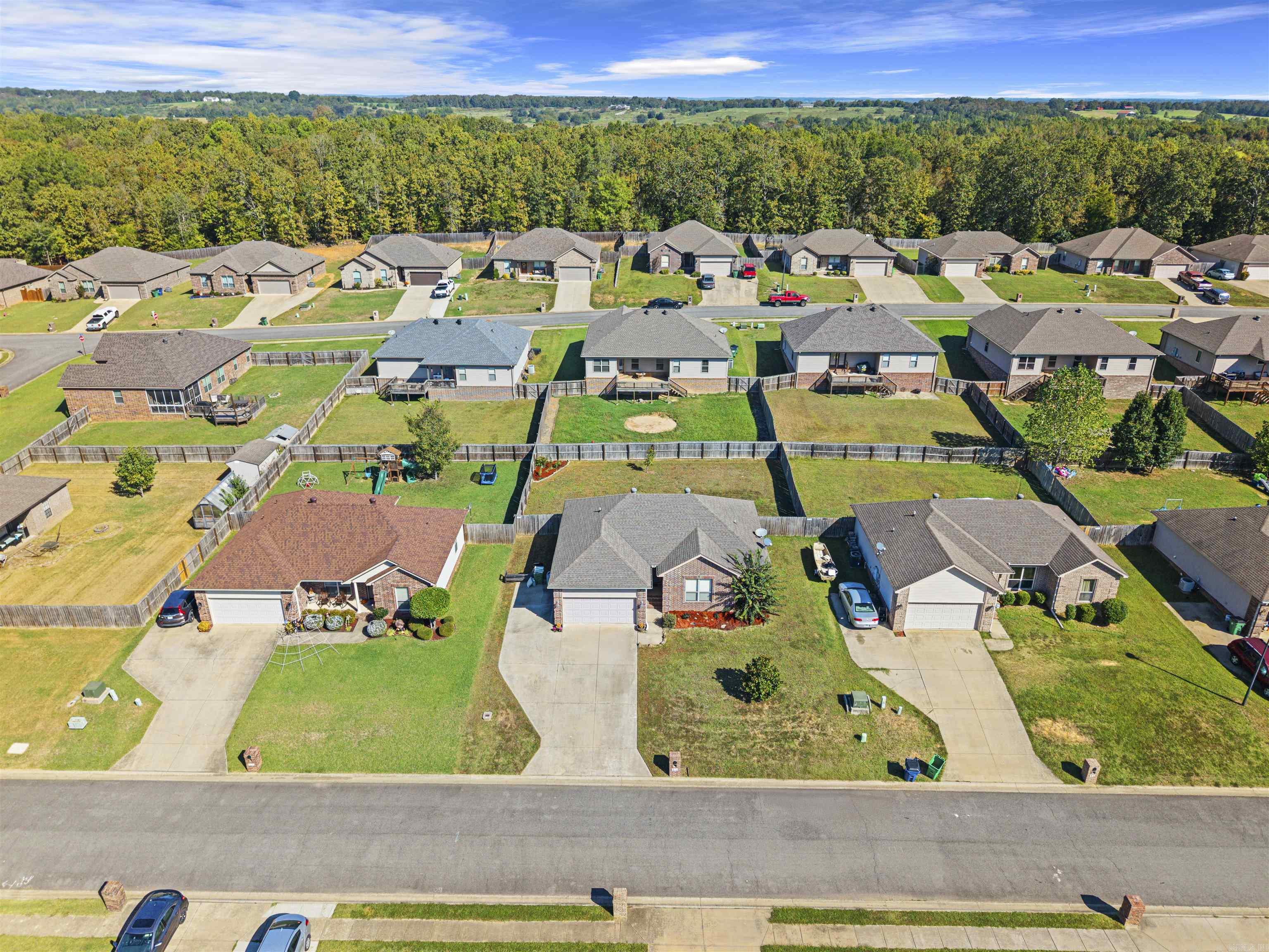 CROSS CREEK - Residential