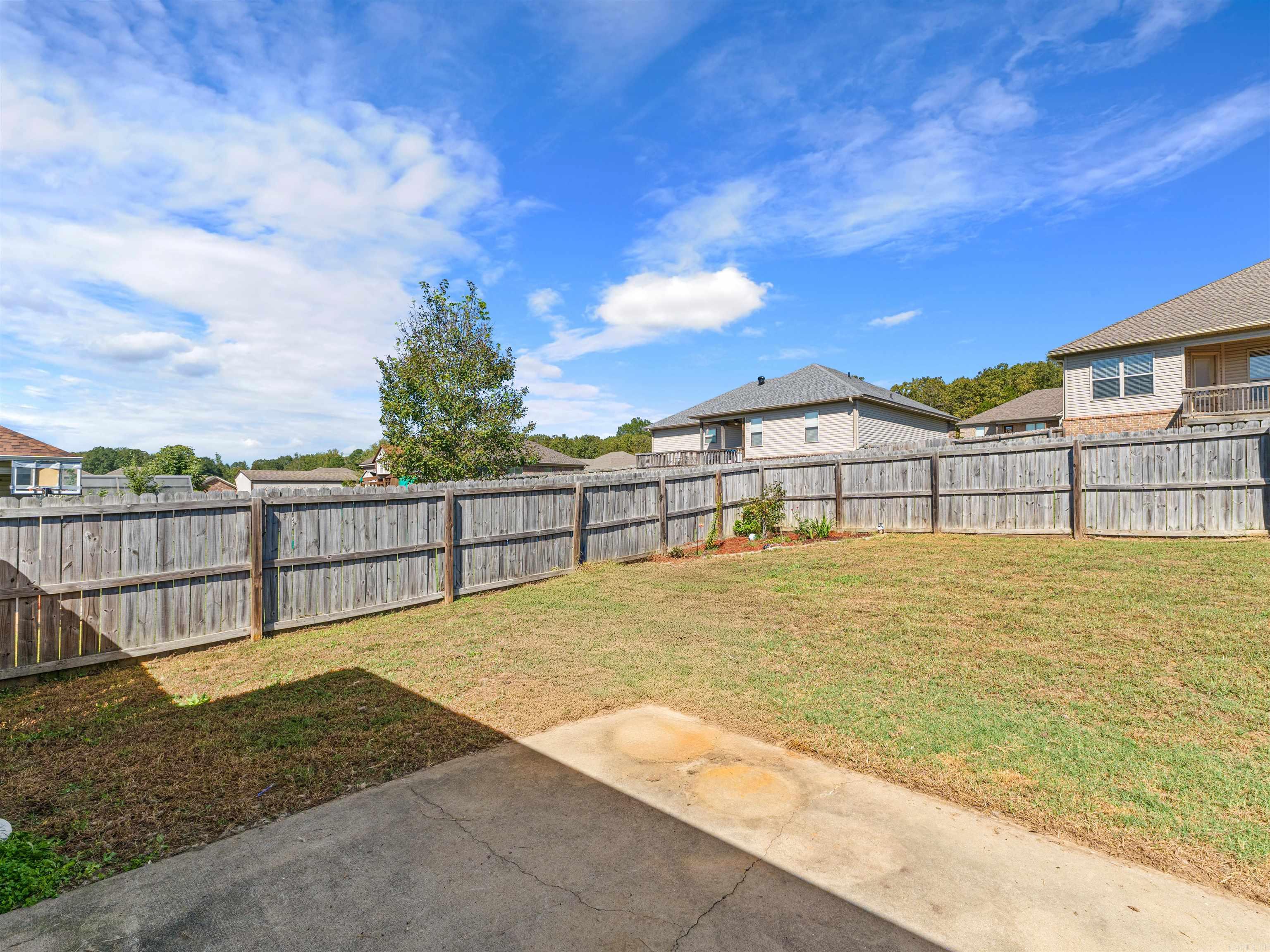 CROSS CREEK - Residential