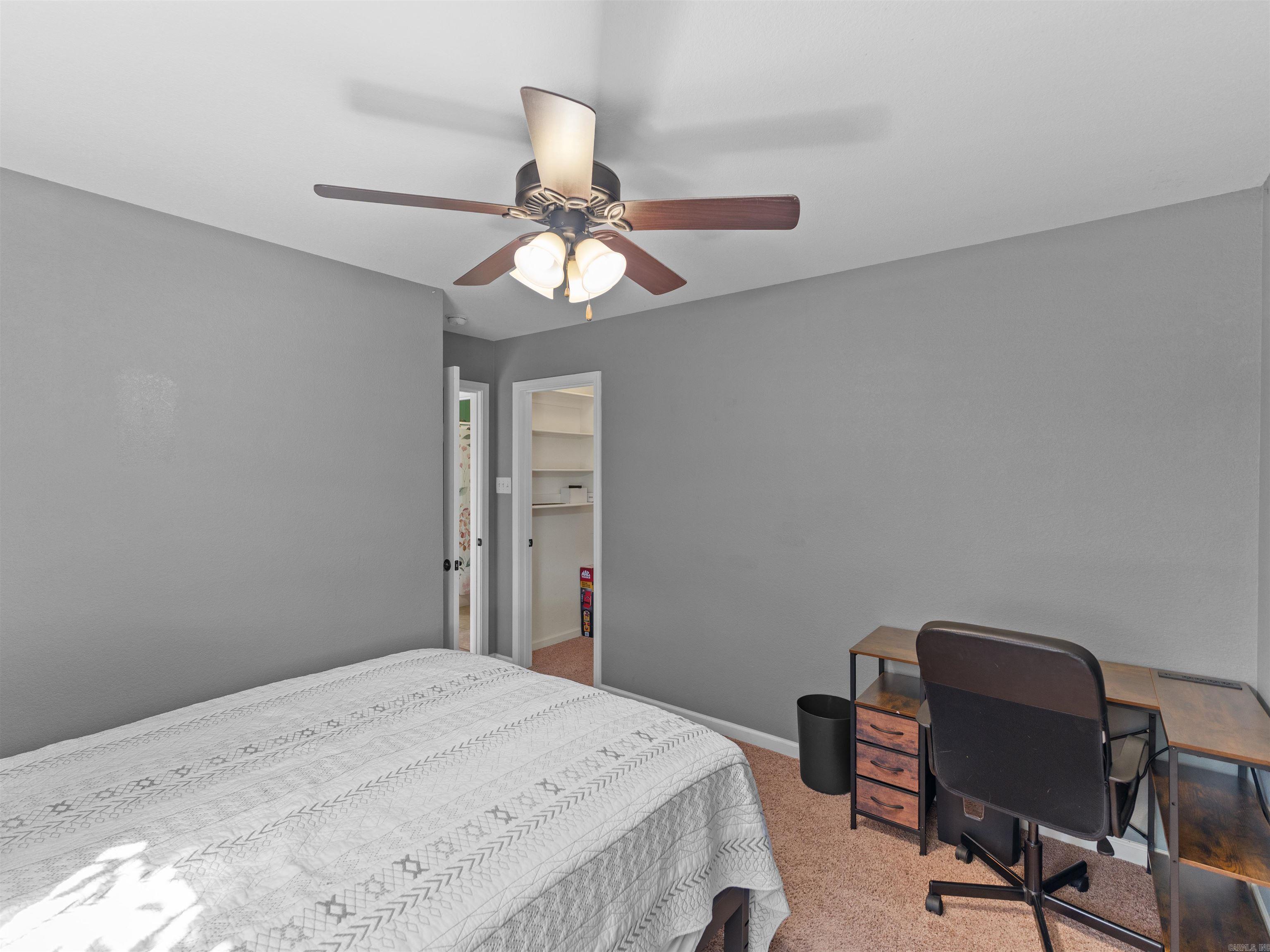 CROSS CREEK - Residential