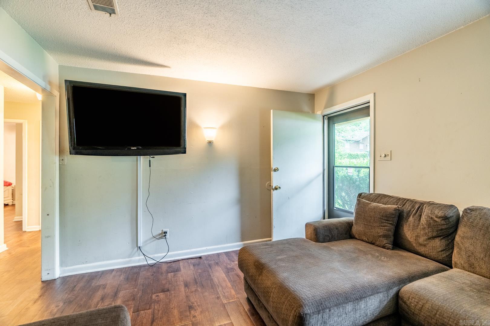 Park Ruby - Residential