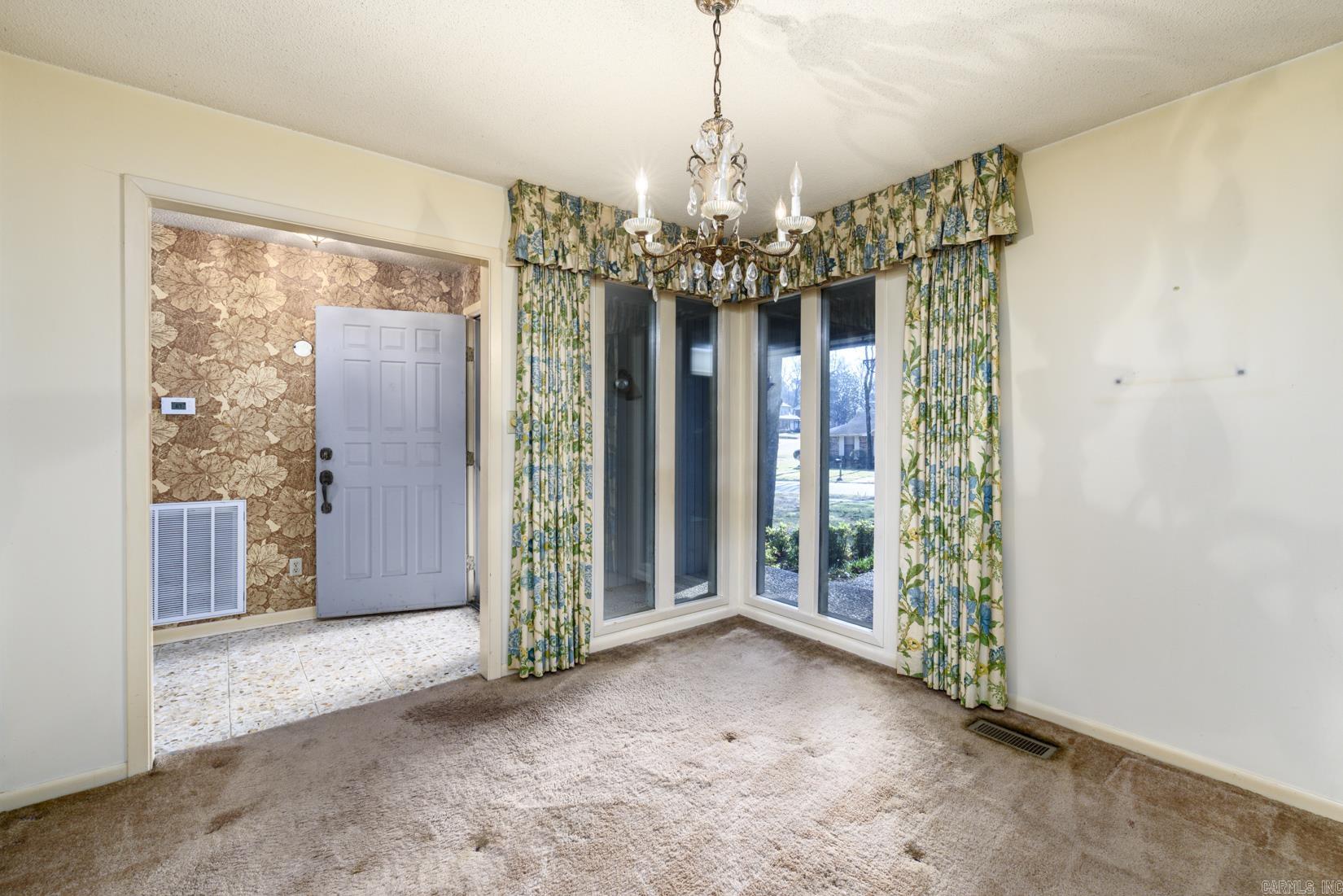 PEBBLE BEACH PARK - Residential