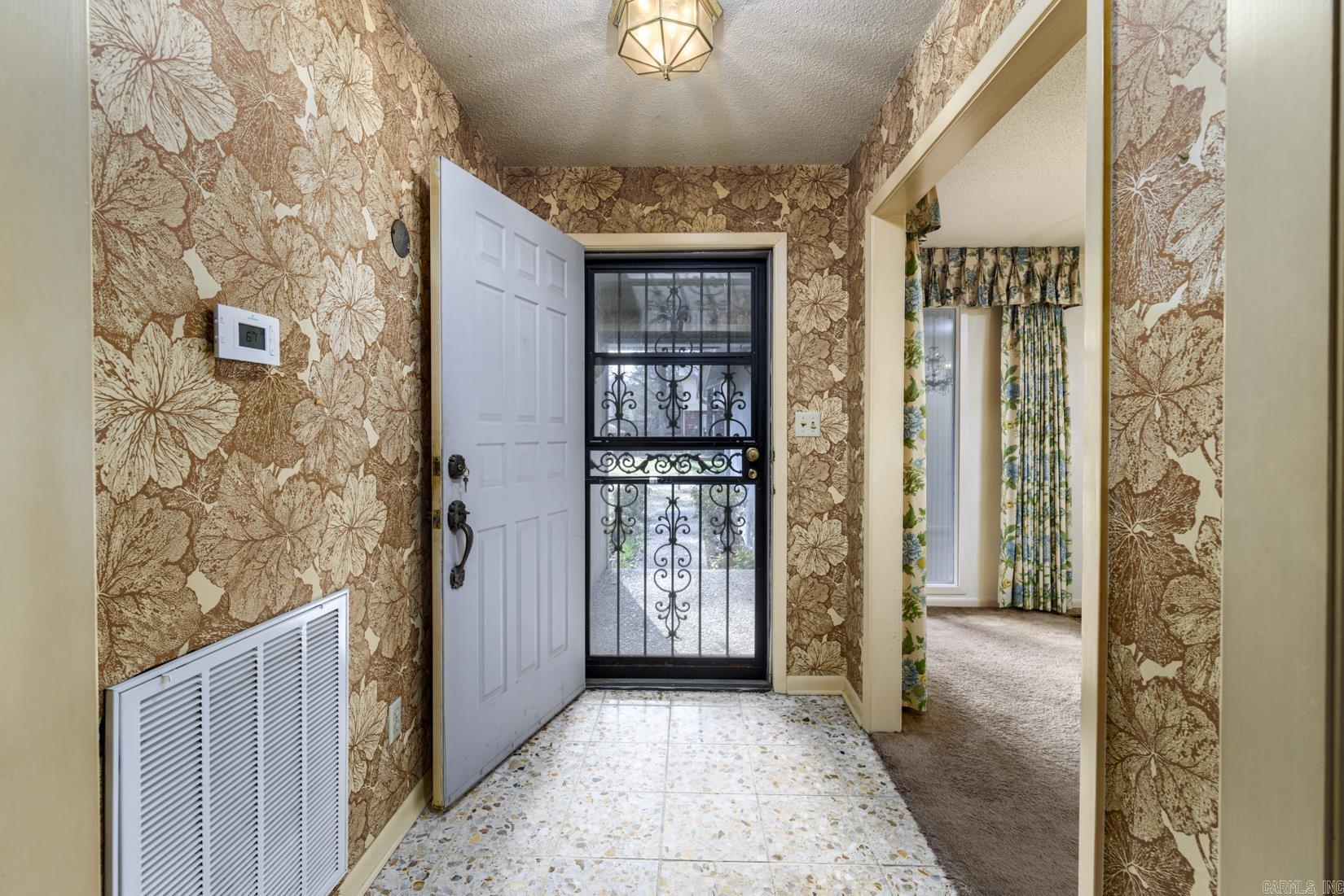 PEBBLE BEACH PARK - Residential