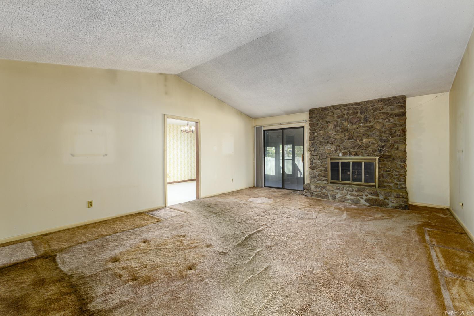 PEBBLE BEACH PARK - Residential