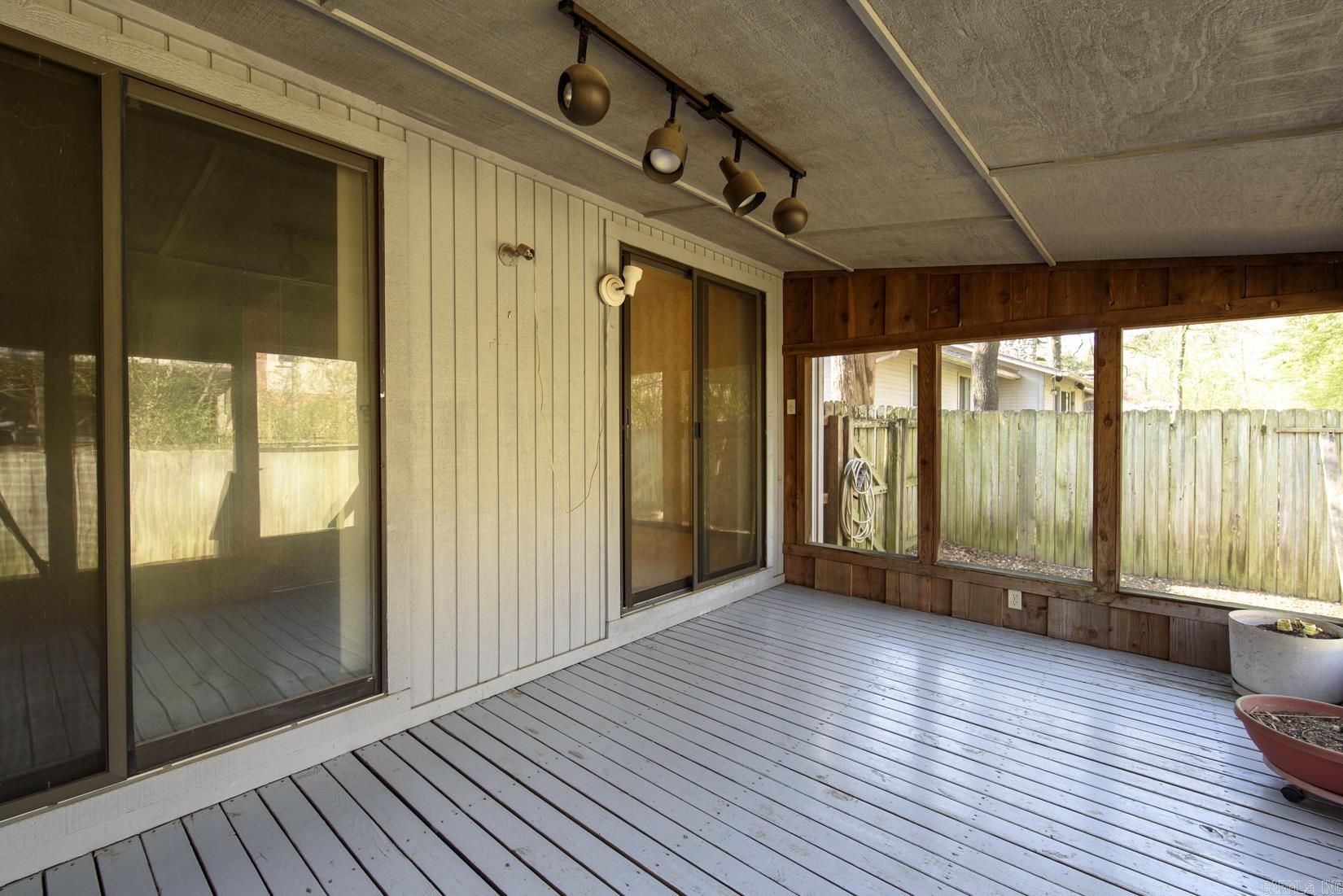 PEBBLE BEACH PARK - Residential