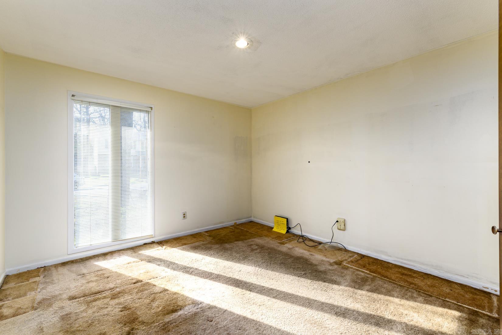 PEBBLE BEACH PARK - Residential