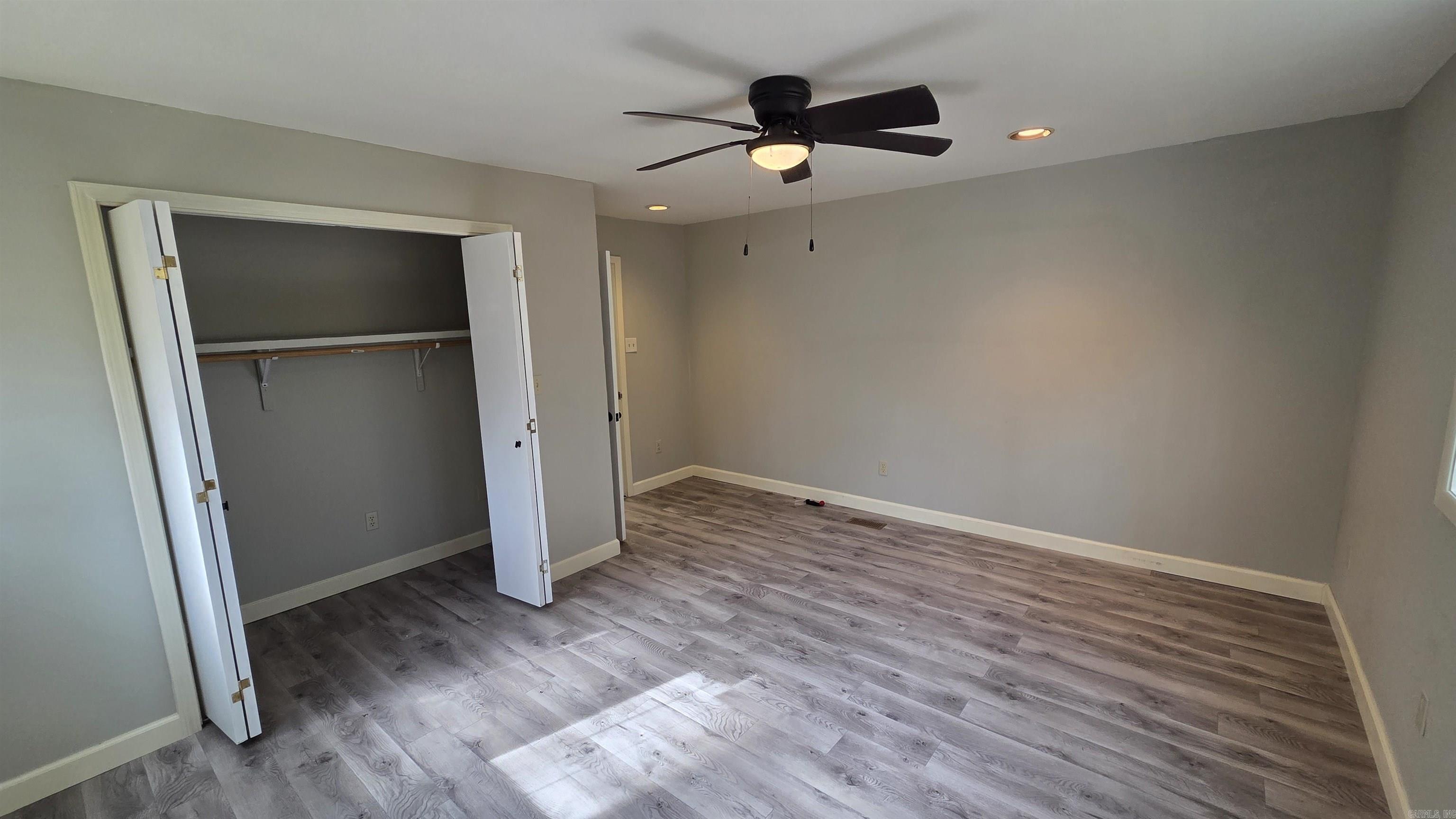 INDIAN HILLS - Residential