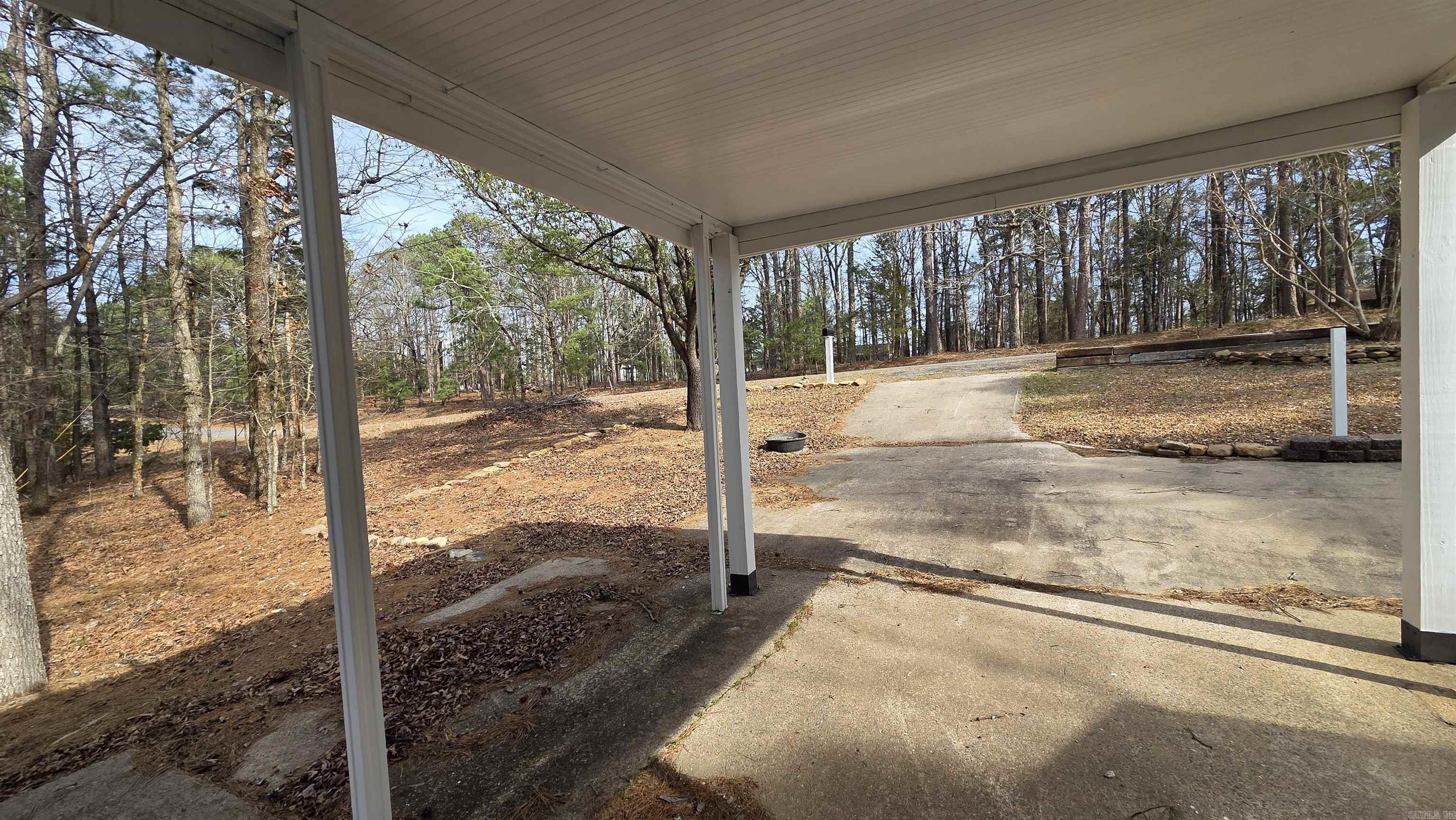 INDIAN HILLS - Residential