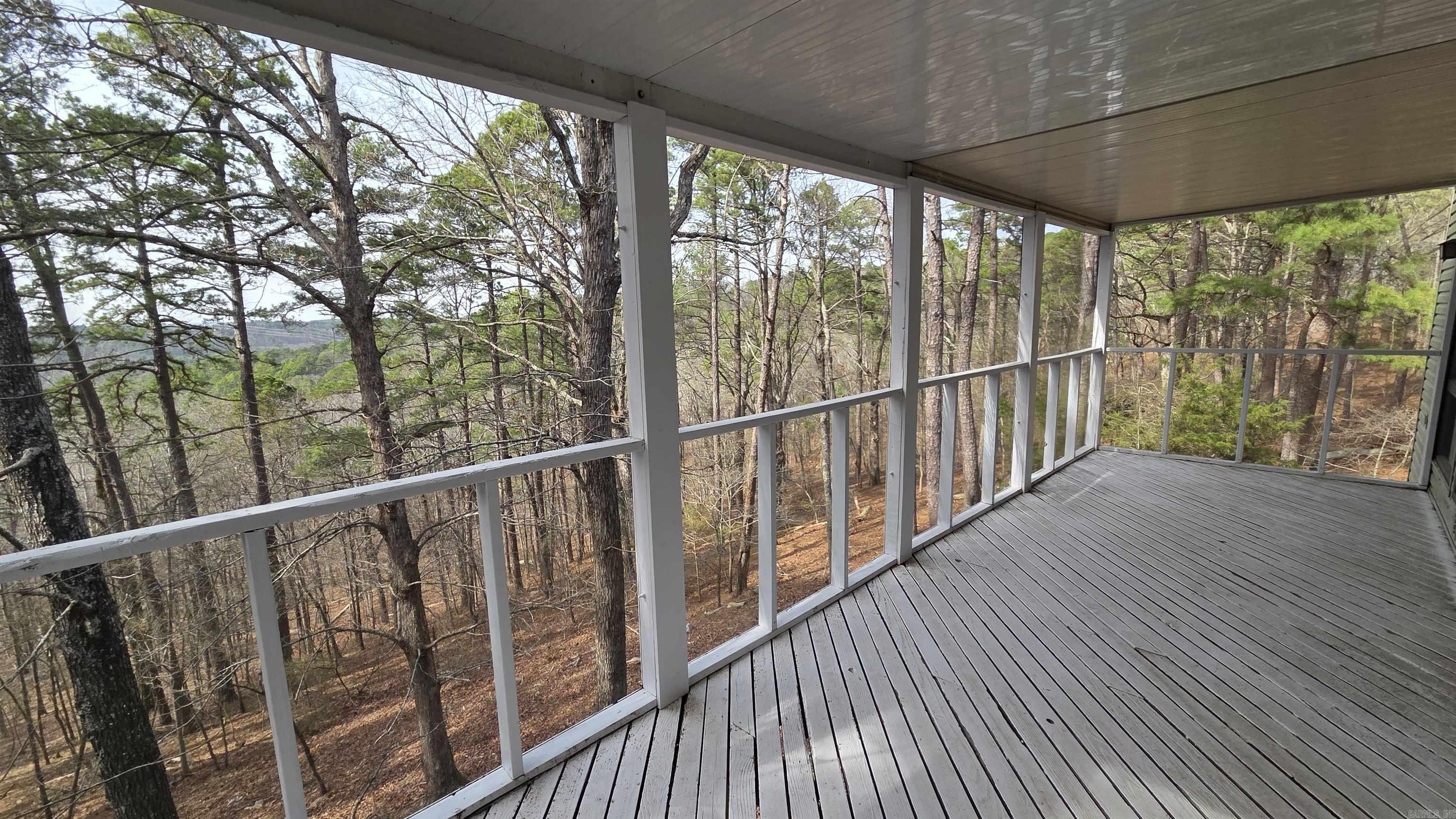 INDIAN HILLS - Residential