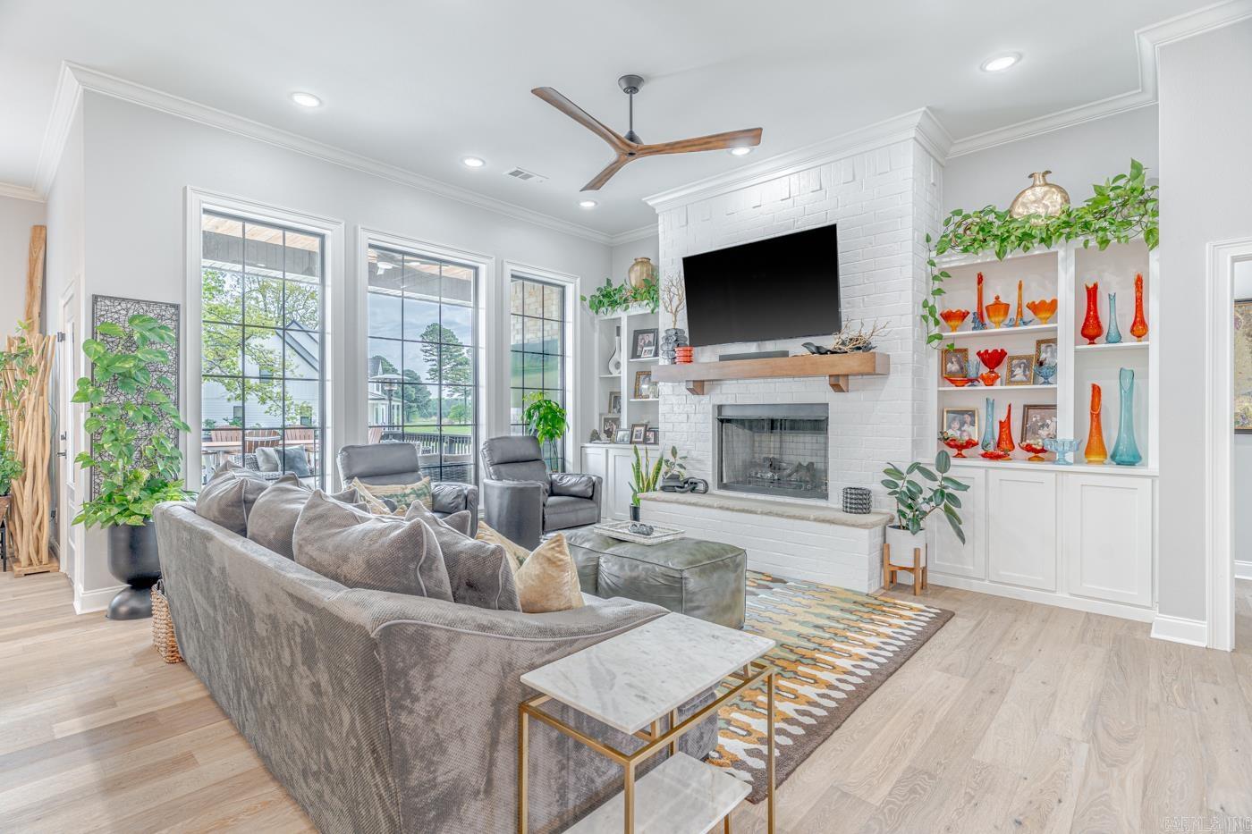 GREENSBORO RIDGE - Residential