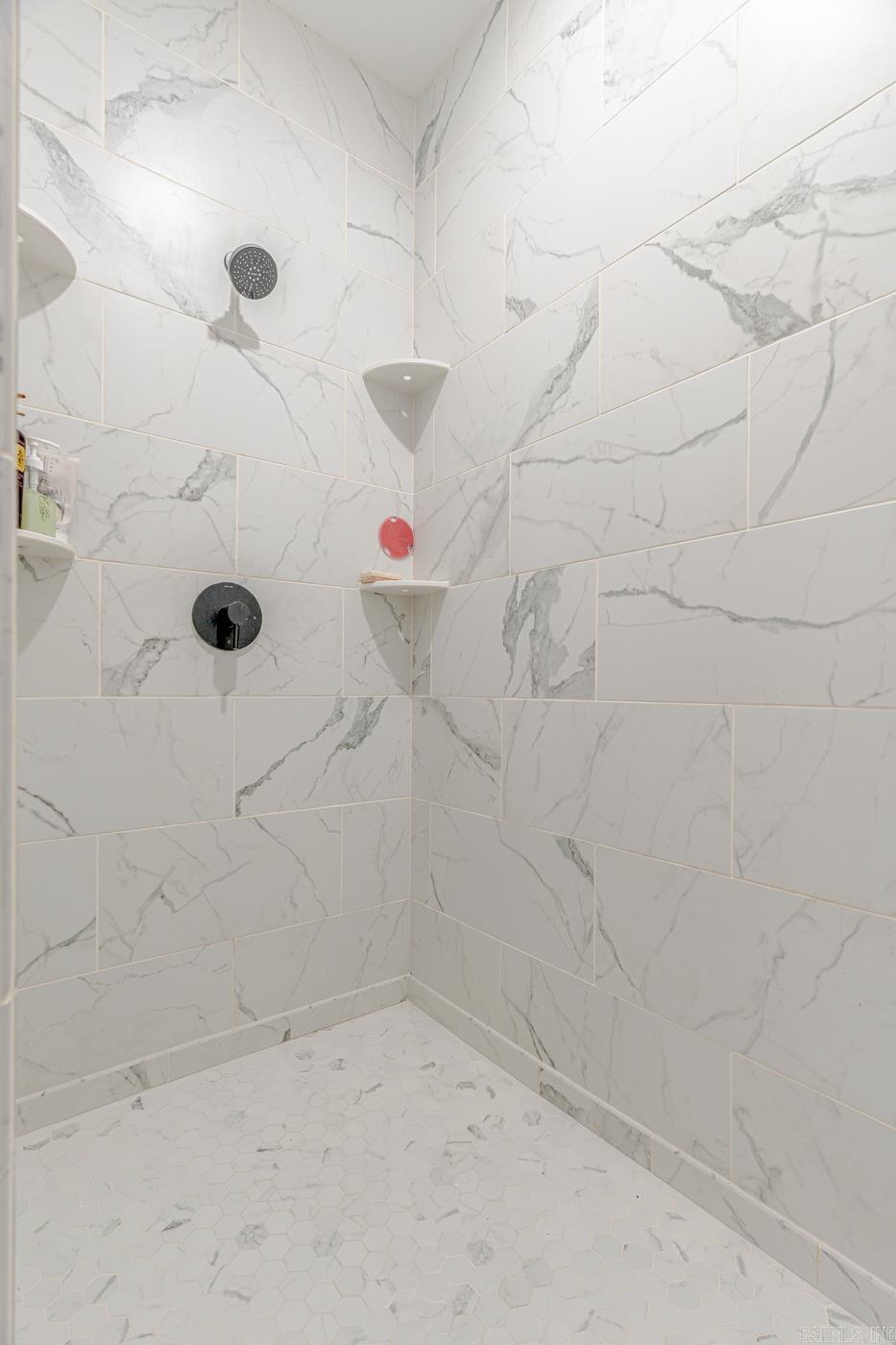 GREENSBORO RIDGE - Residential