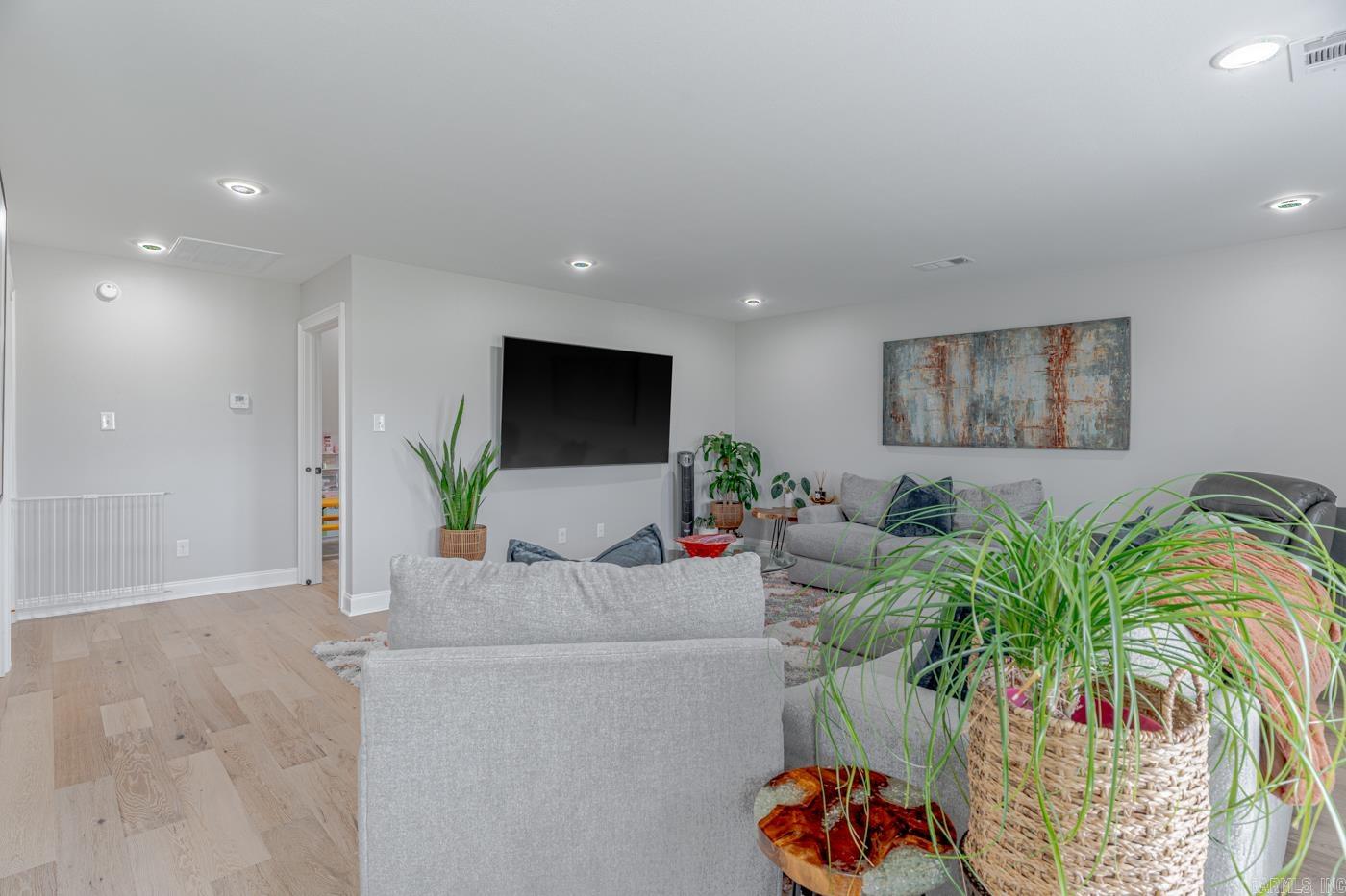 GREENSBORO RIDGE - Residential