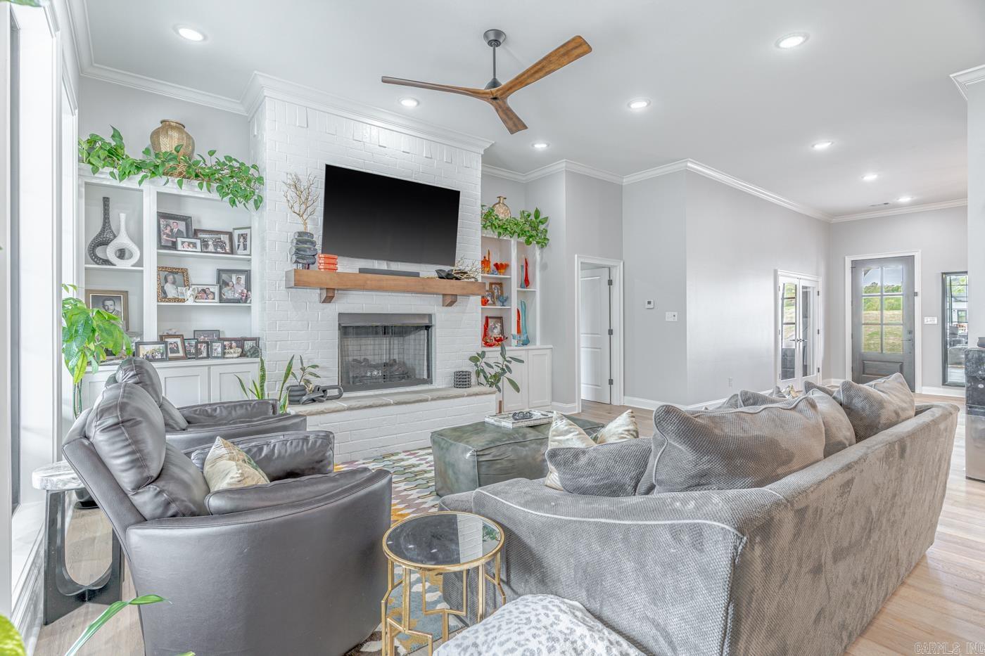 GREENSBORO RIDGE - Residential